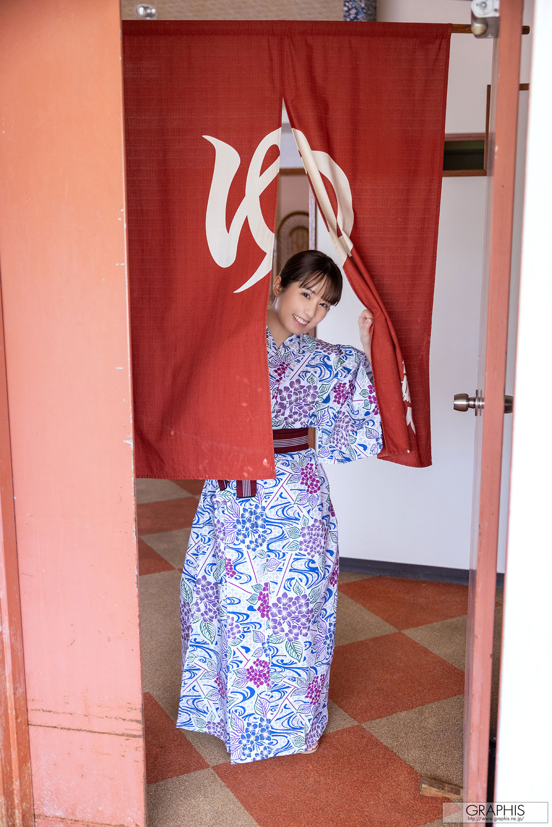 [Graphis Gals] NO.579 Ema Yano 矢埜愛茉 Naturally/(63P)