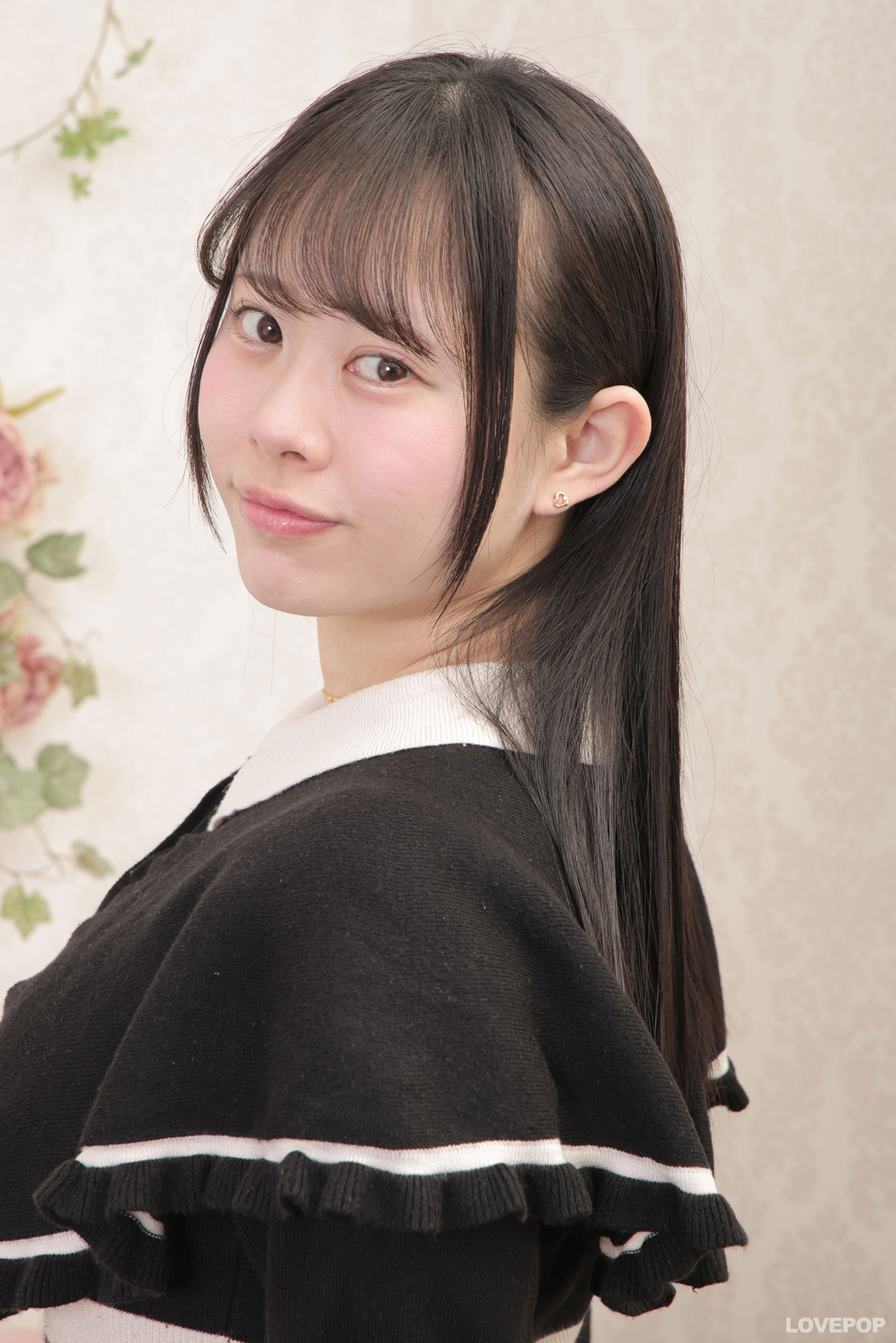 [LOVEPOP] Kurumi Amai 甘井くるみ Photoset 01/(98P)