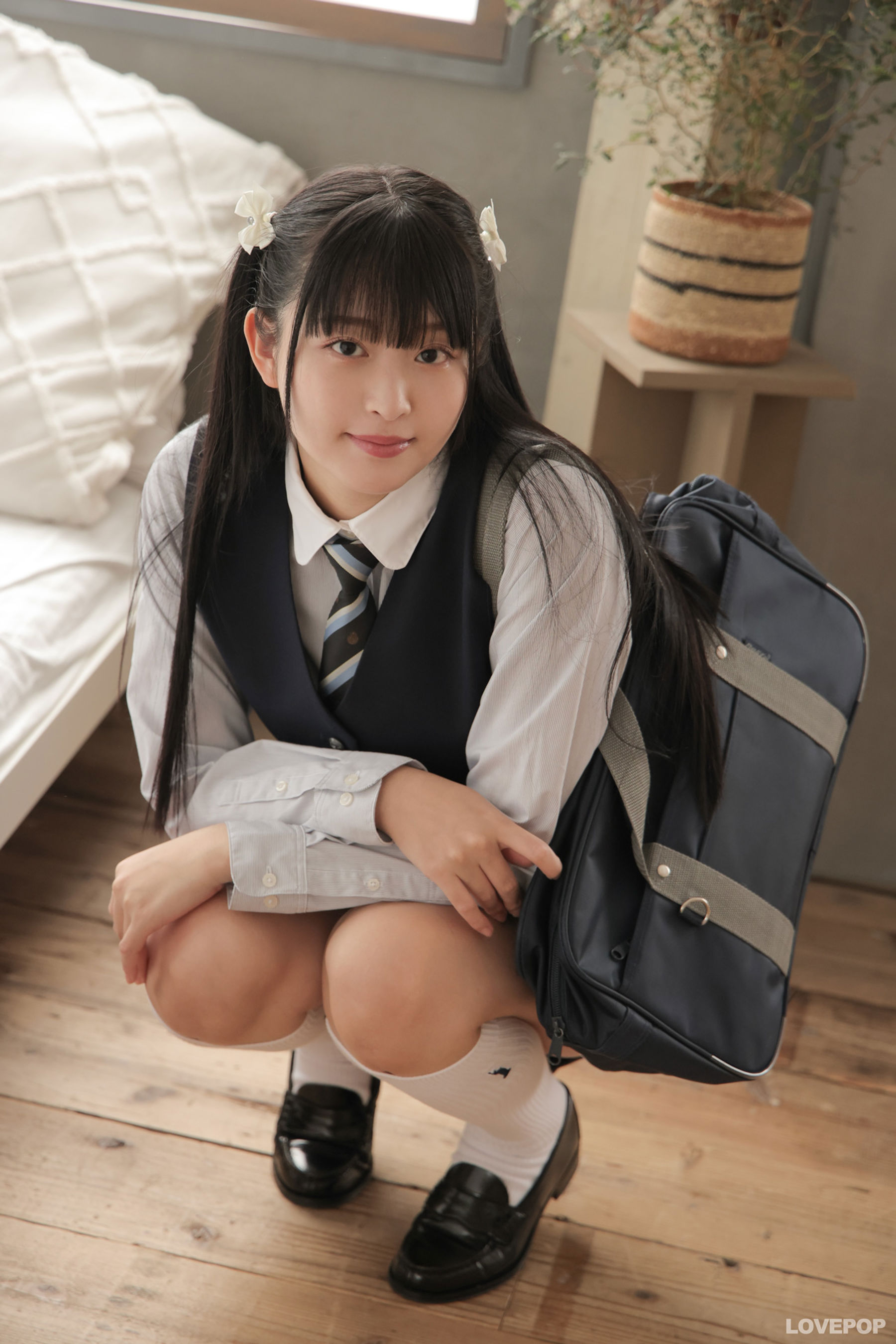 [LOVEPOP] Ayane Mitsuki 美月絢音 Photoset 01/(83P)