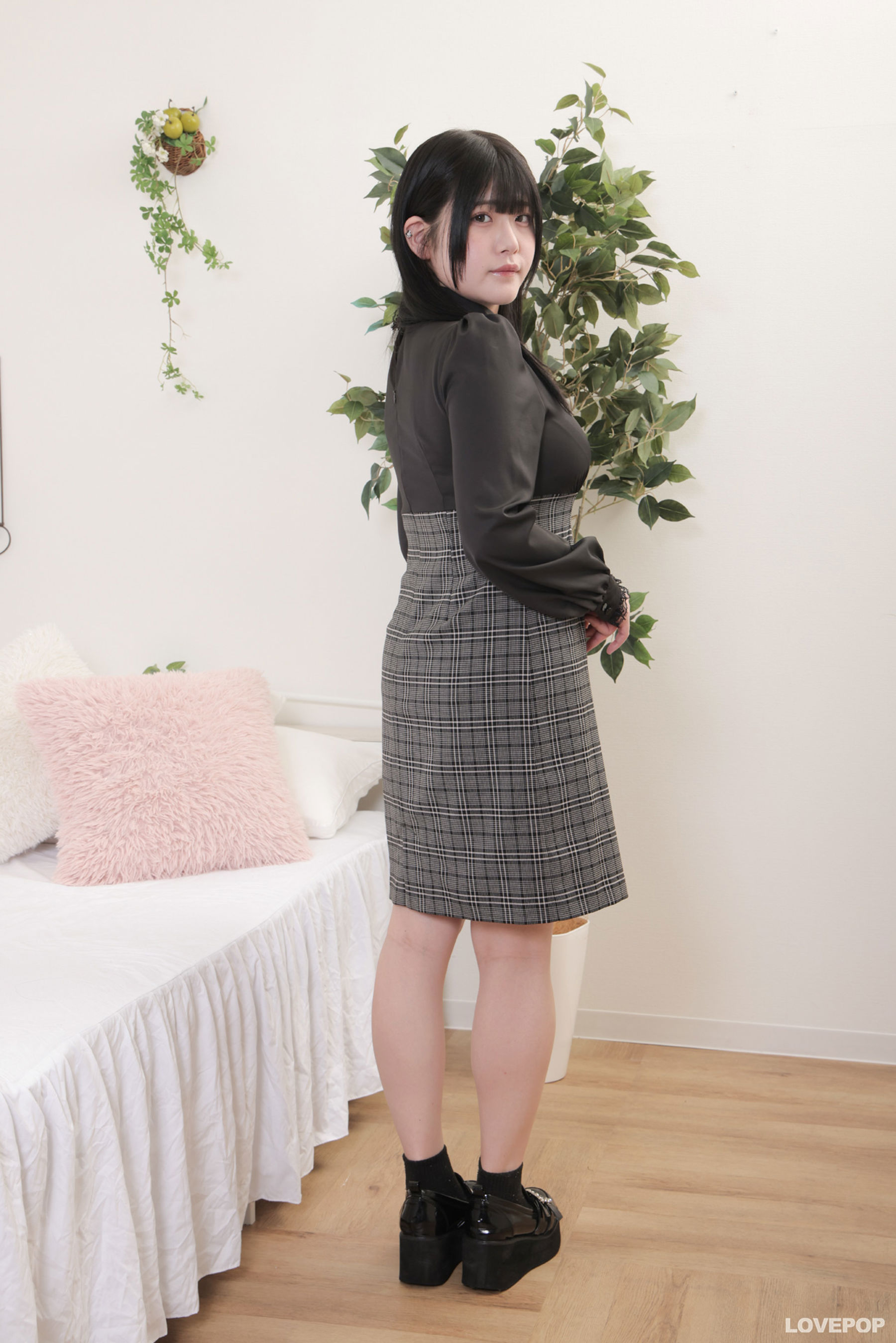 [LOVEPOP] Kanon Hazuki 羽月果音 Photoset 05/(87P)