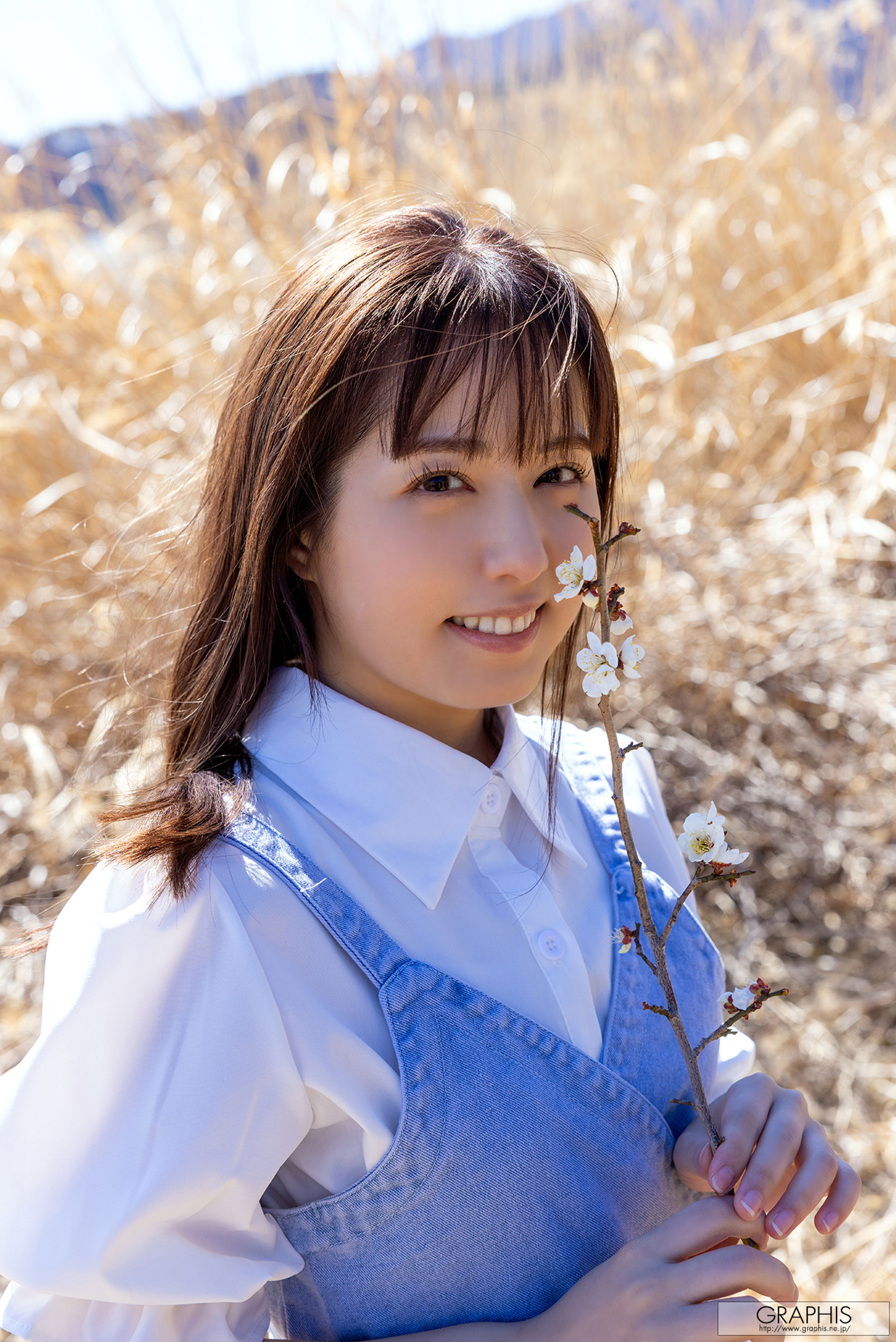 [Graphis Gals] NO.579 Ema Yano 矢埜愛茉 Naturally/(63P)