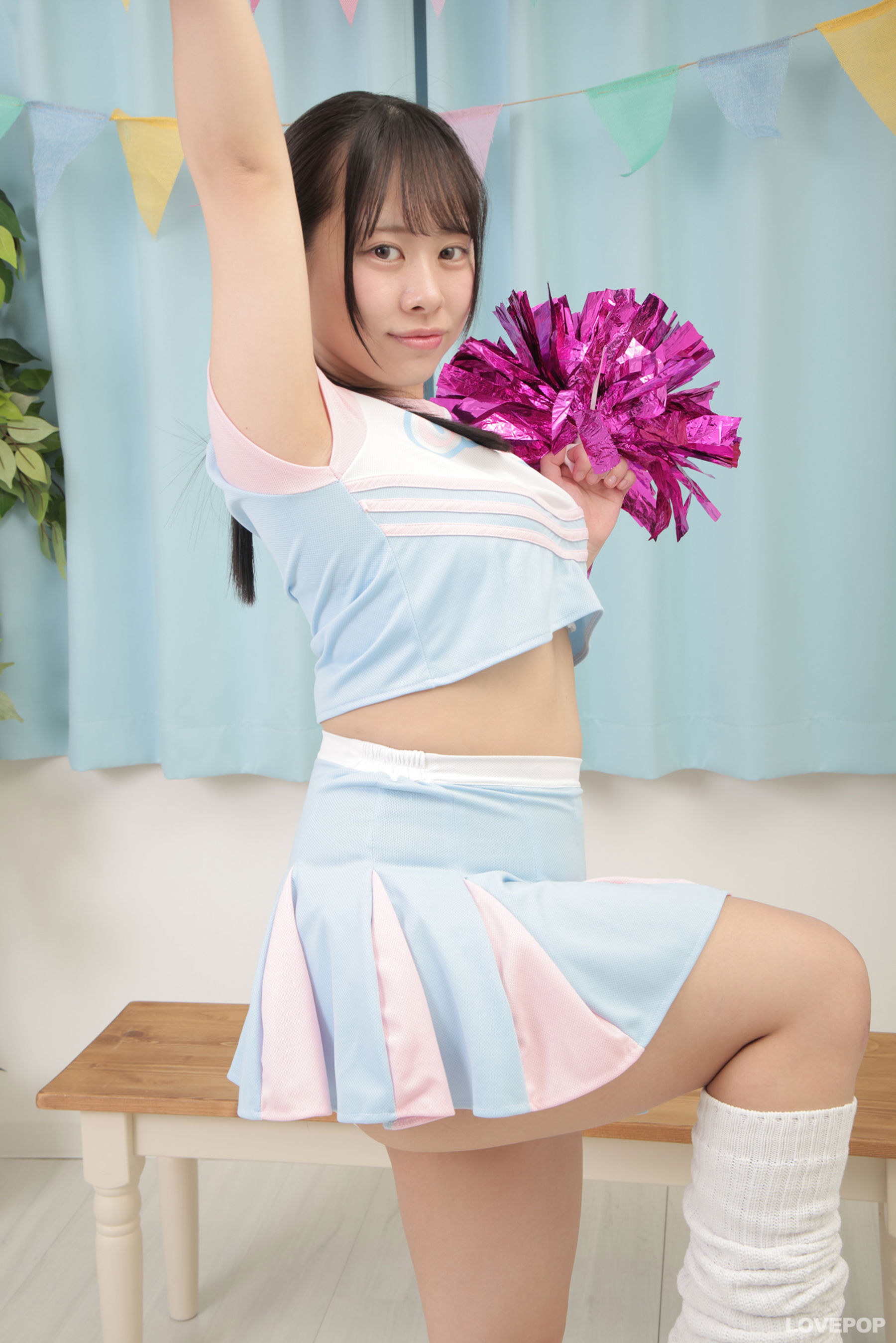 [LOVEPOP] Kurumi Amai 甘井くるみ Photoset 03/(84P)