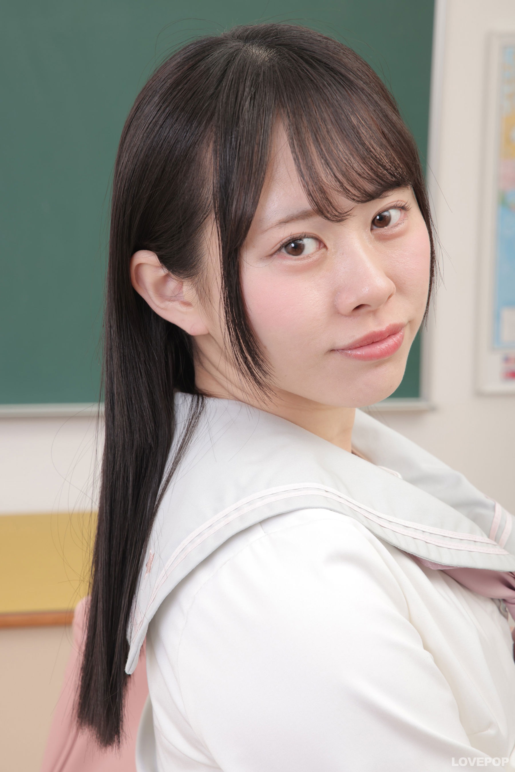 [LOVEPOP] Kurumi Amai 甘井くるみ Photoset 02/(98P)
