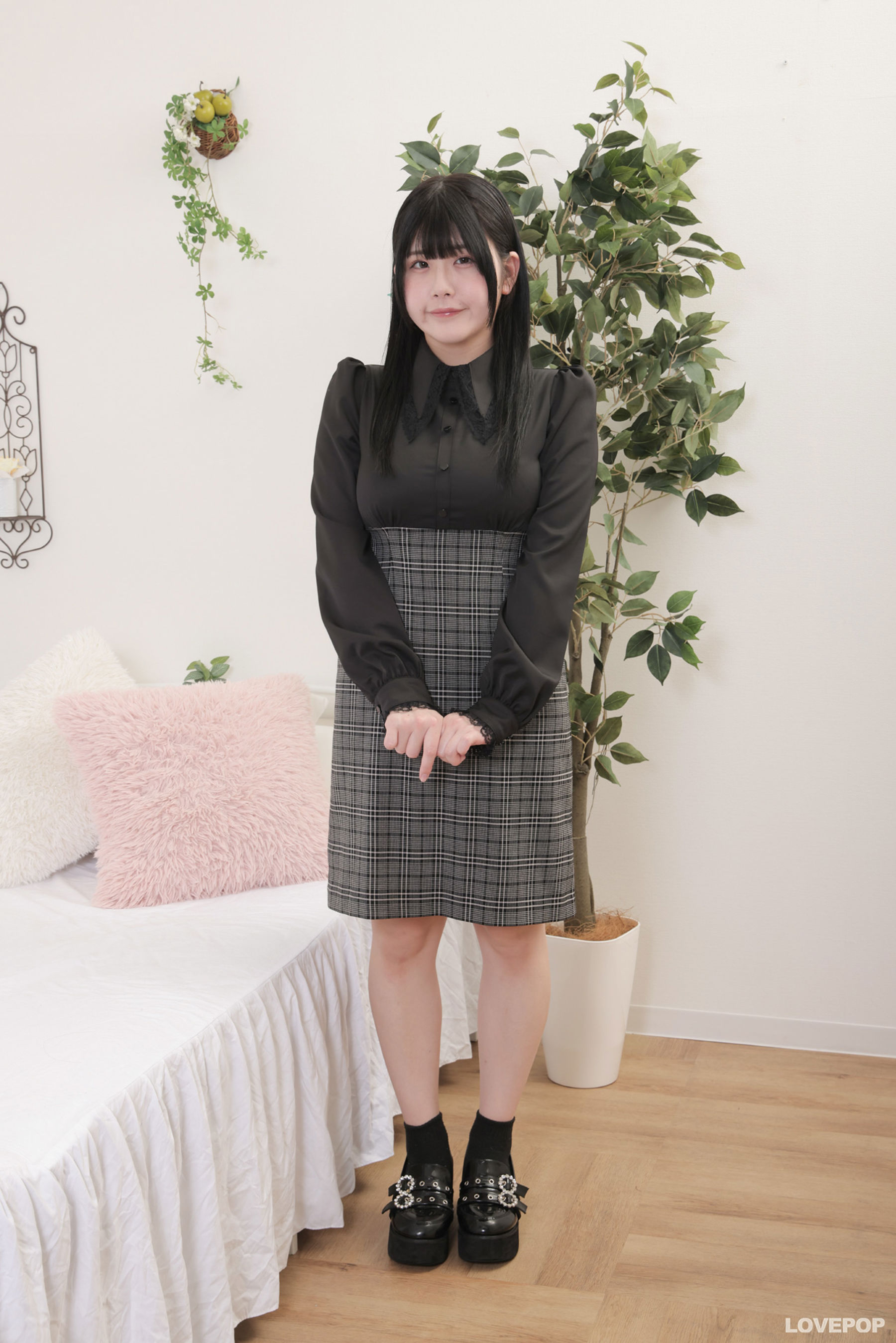 [LOVEPOP] Kanon Hazuki 羽月果音 Photoset 05/(87P)