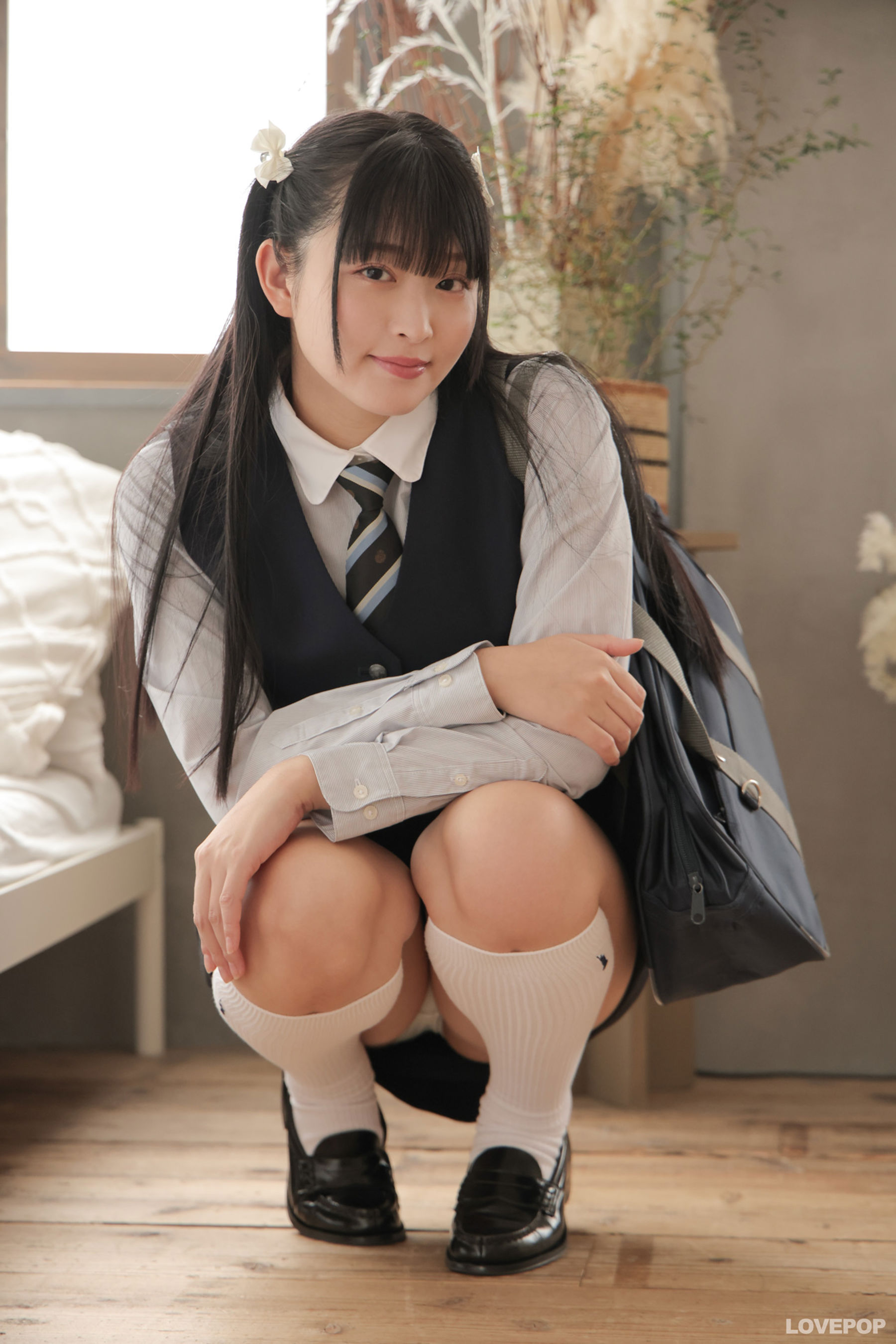 [LOVEPOP] Ayane Mitsuki 美月絢音 Photoset 01/(83P)