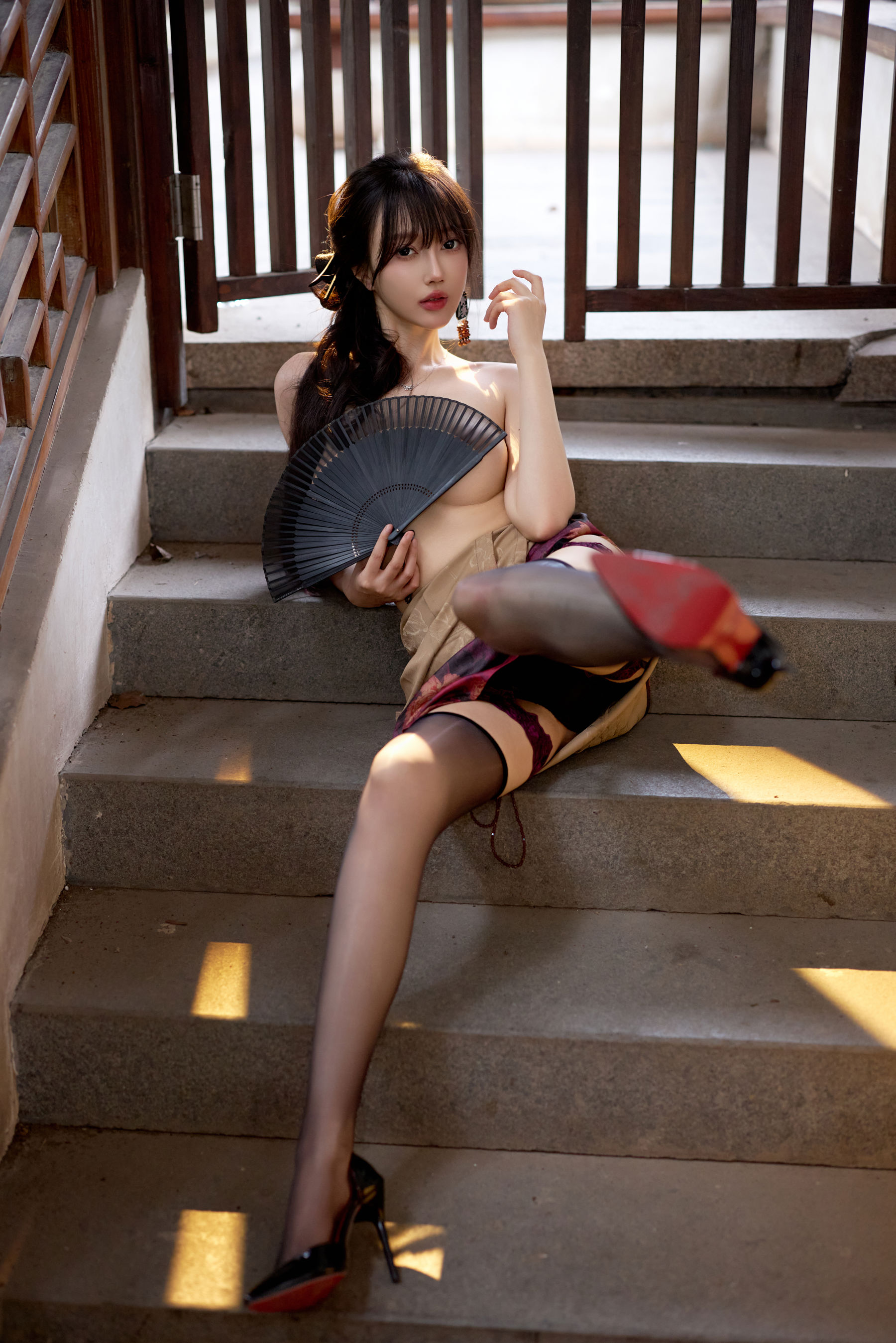玥儿玥 - 紫色旗袍/(63P)