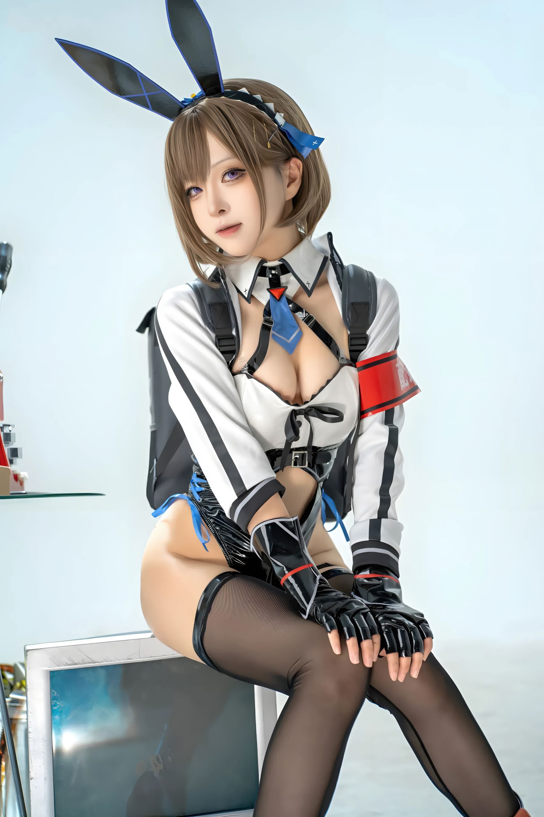 矢量鱼 - 外卖兔女郎 小葵/(40P)