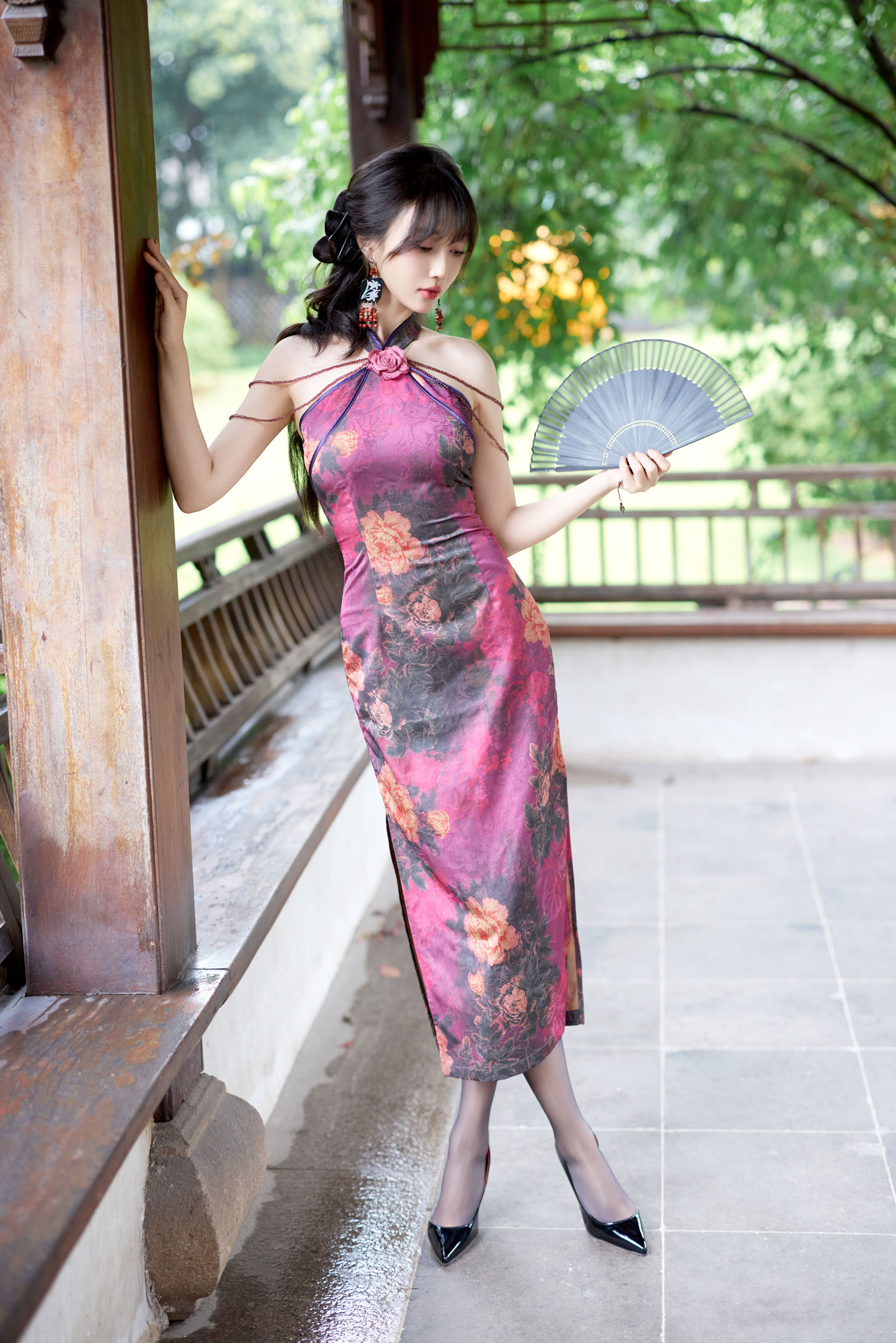 玥儿玥 - 紫色旗袍/(63P)