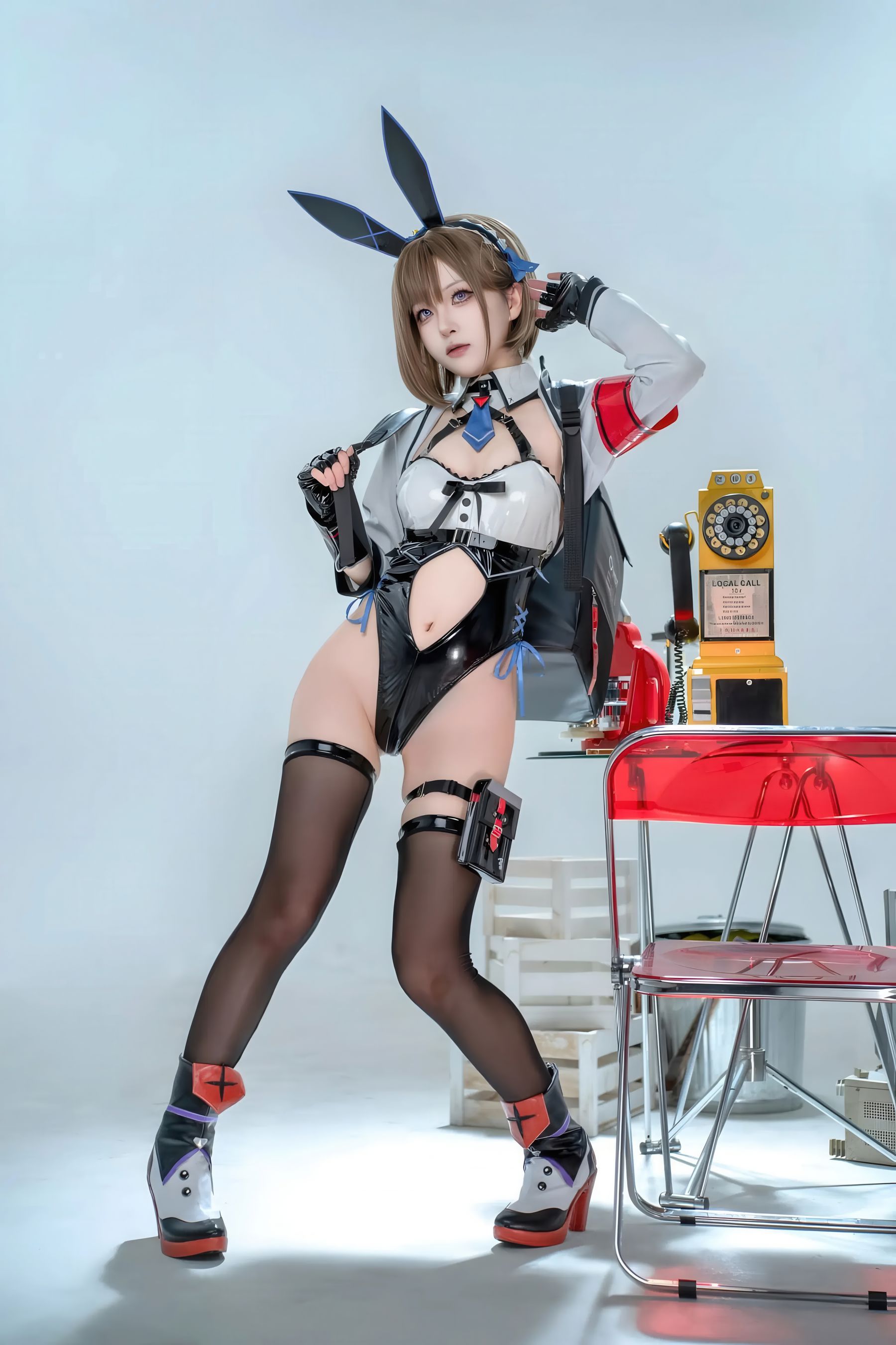 矢量鱼 - 外卖兔女郎 小葵/(40P)