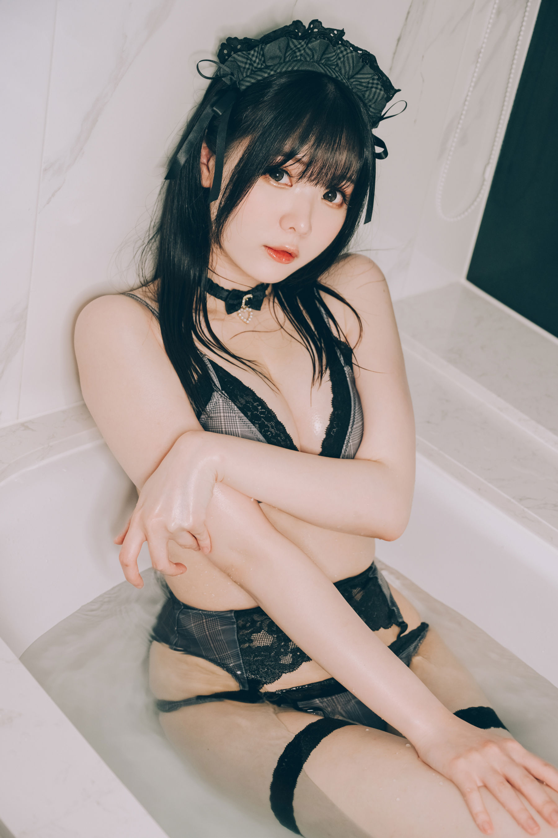 微博妹纸 霜月shimo - 女仆图鉴2/(115P)