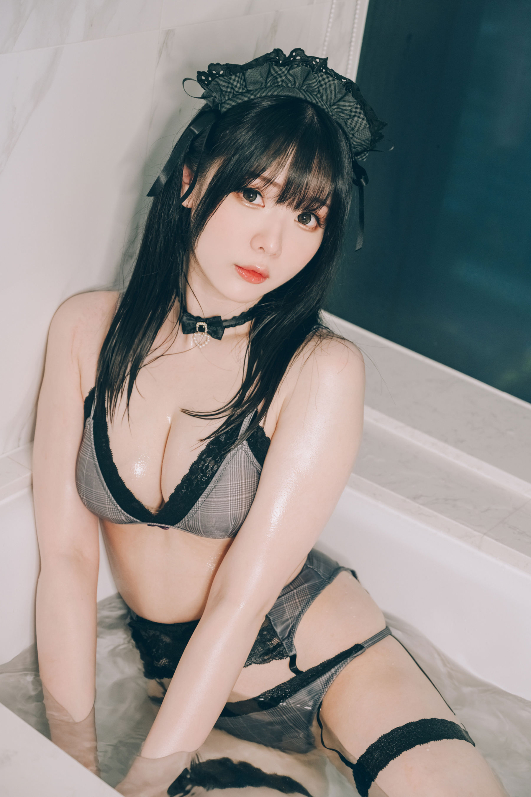 微博妹纸 霜月shimo - 女仆图鉴2/(115P)