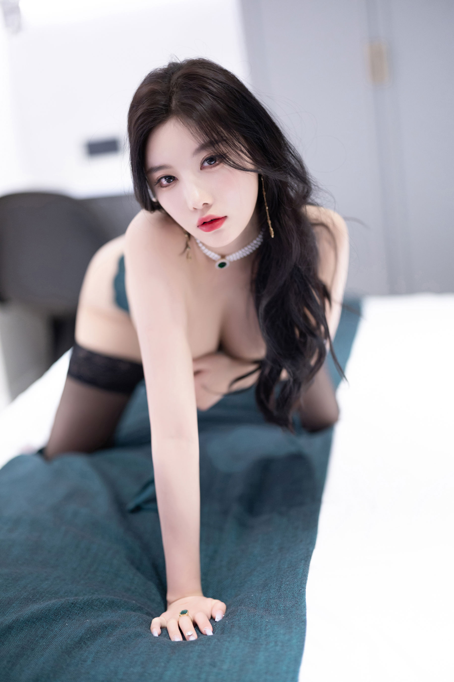 杨晨晨 - 高跟肉丝无内/(110P)