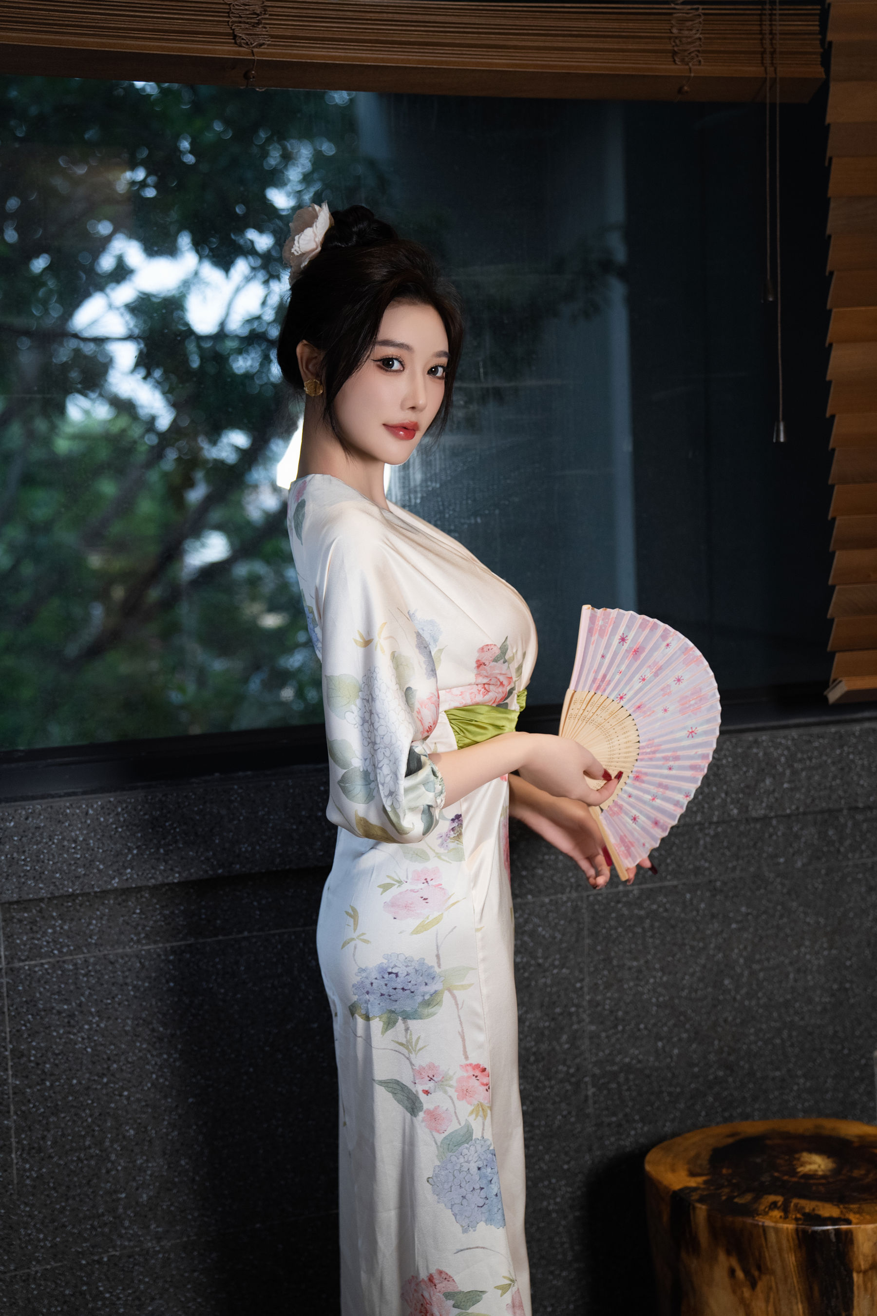 杨晨晨 - 红色情趣/(110P)