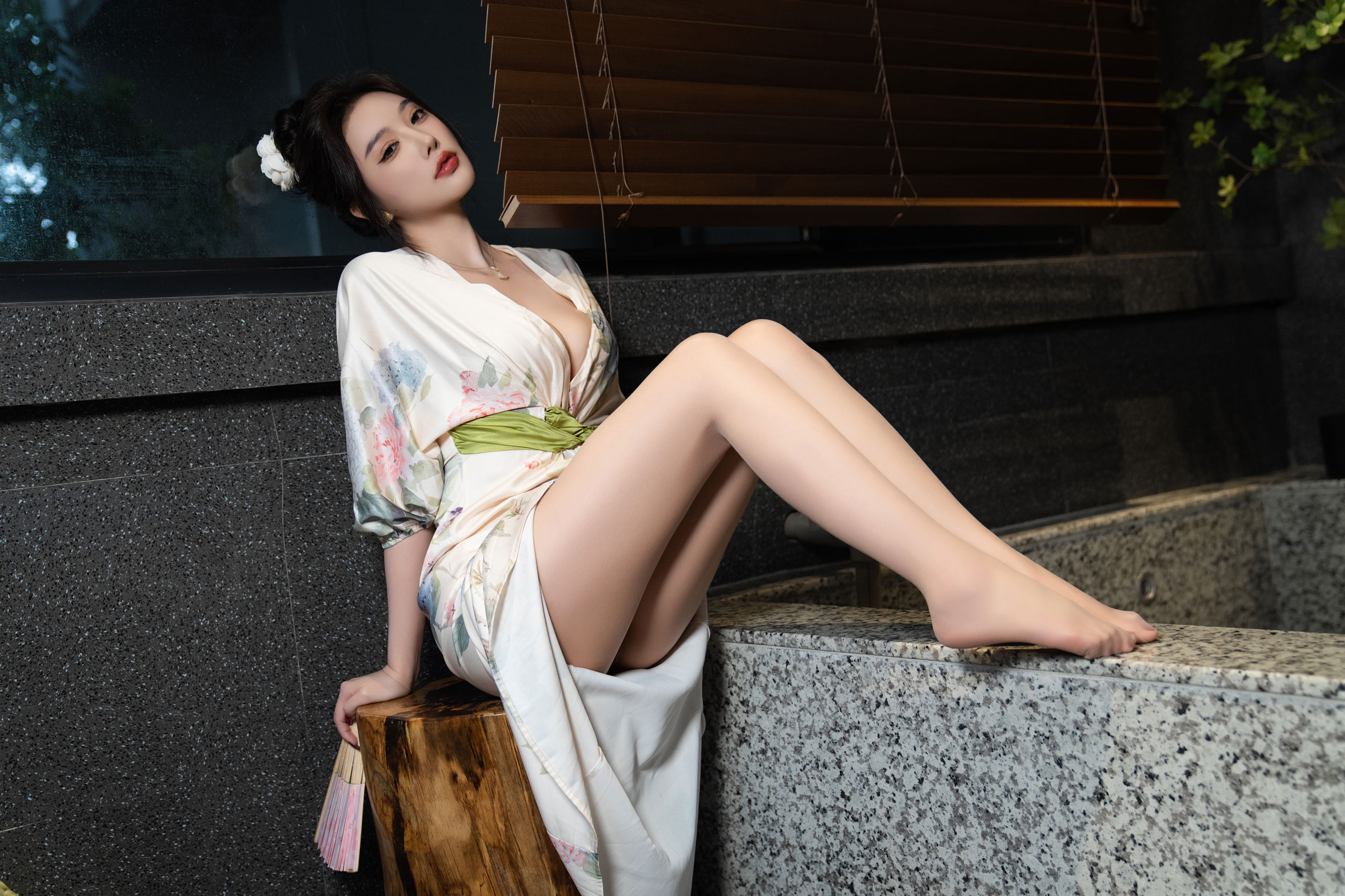 杨晨晨 - 红色情趣/(110P)