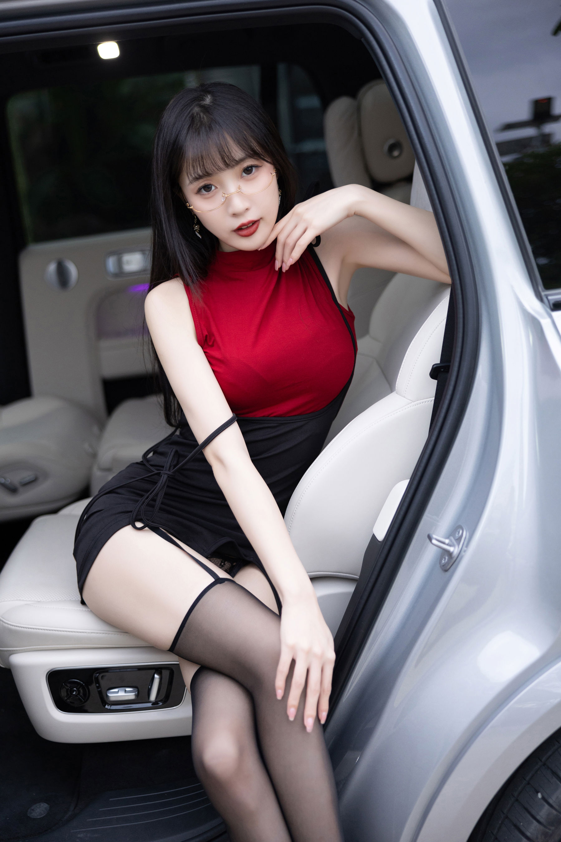 林星阑 - 红衣黑丝/(85P)