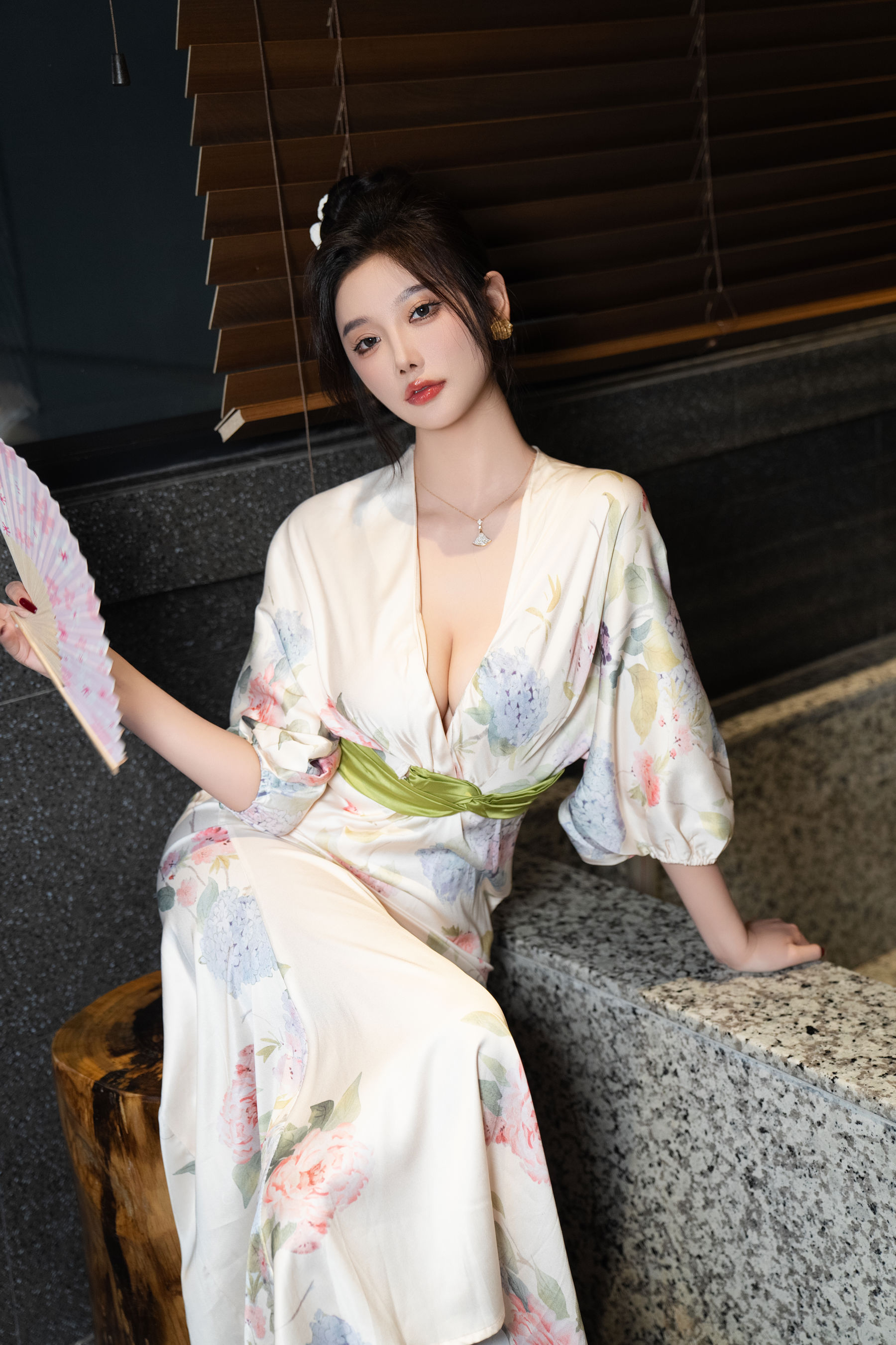 杨晨晨 - 红色情趣/(110P)