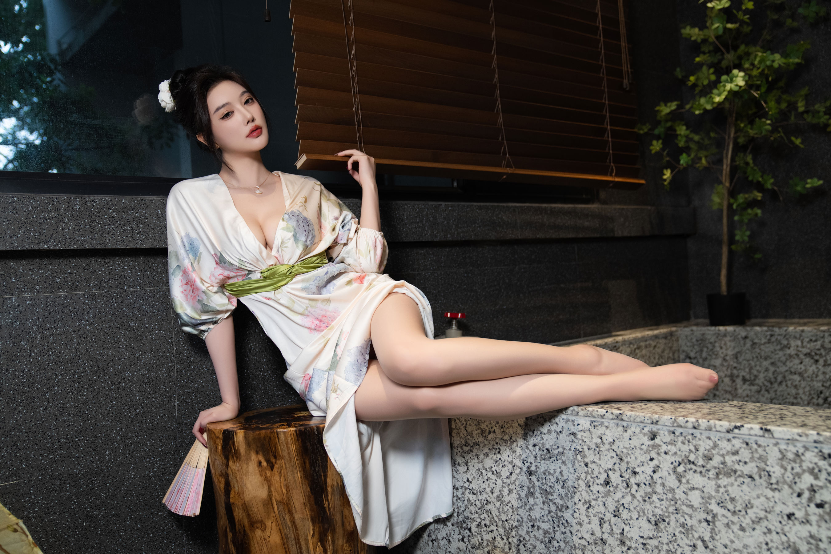 杨晨晨 - 红色情趣/(110P)