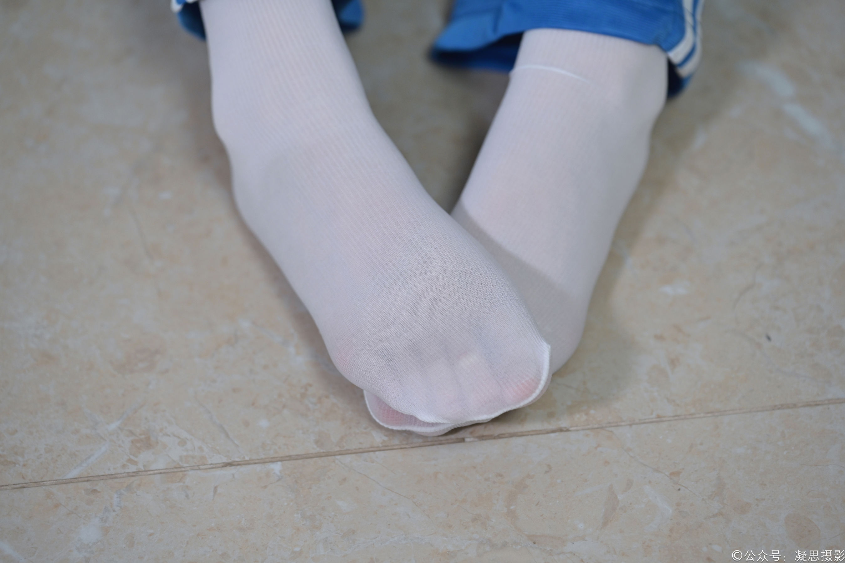 凝思摄影 No.056 小慧 - 校服、短白袜、帆布鞋/(150P)