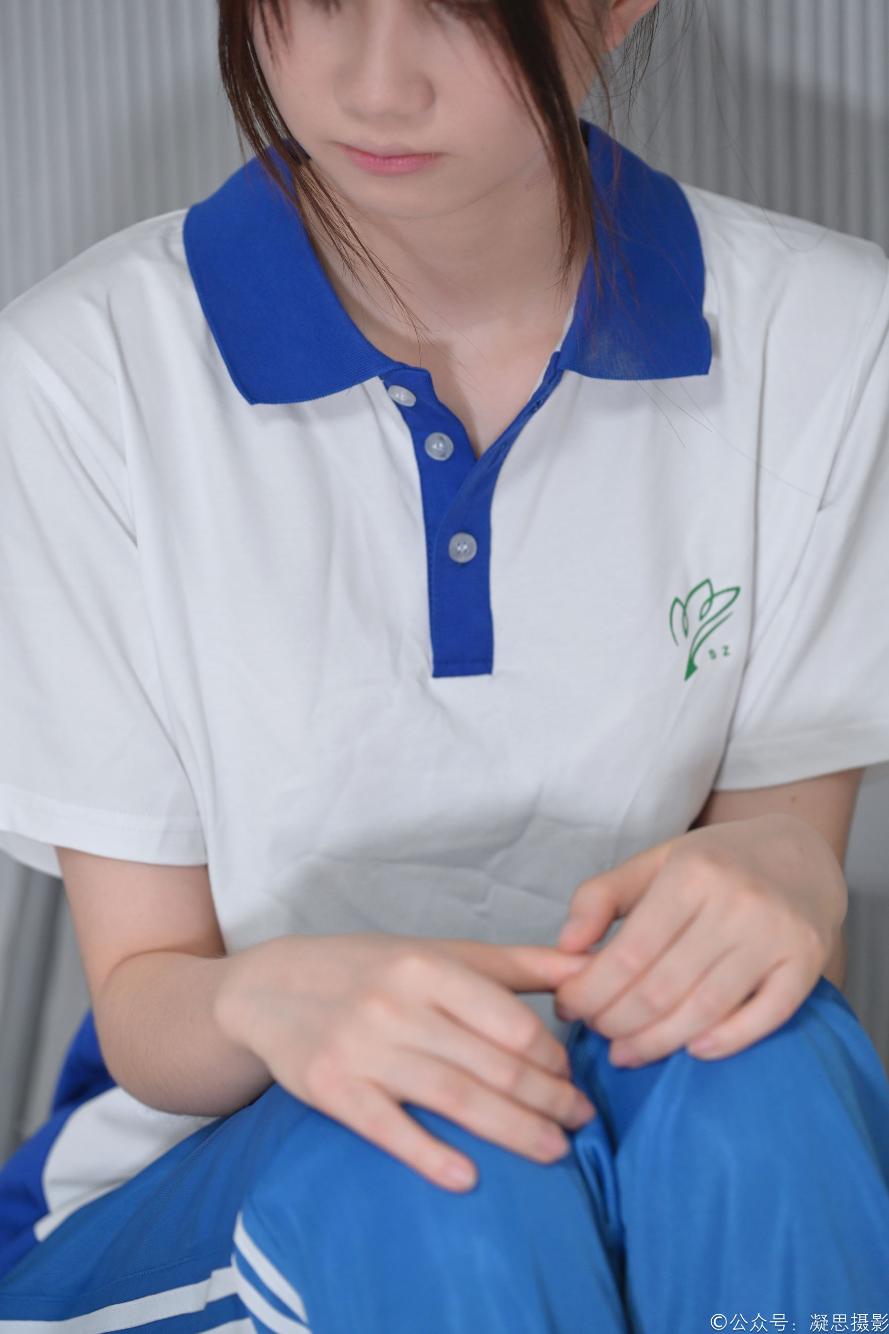 凝思摄影 No.056 小慧 - 校服、短白袜、帆布鞋/(150P)