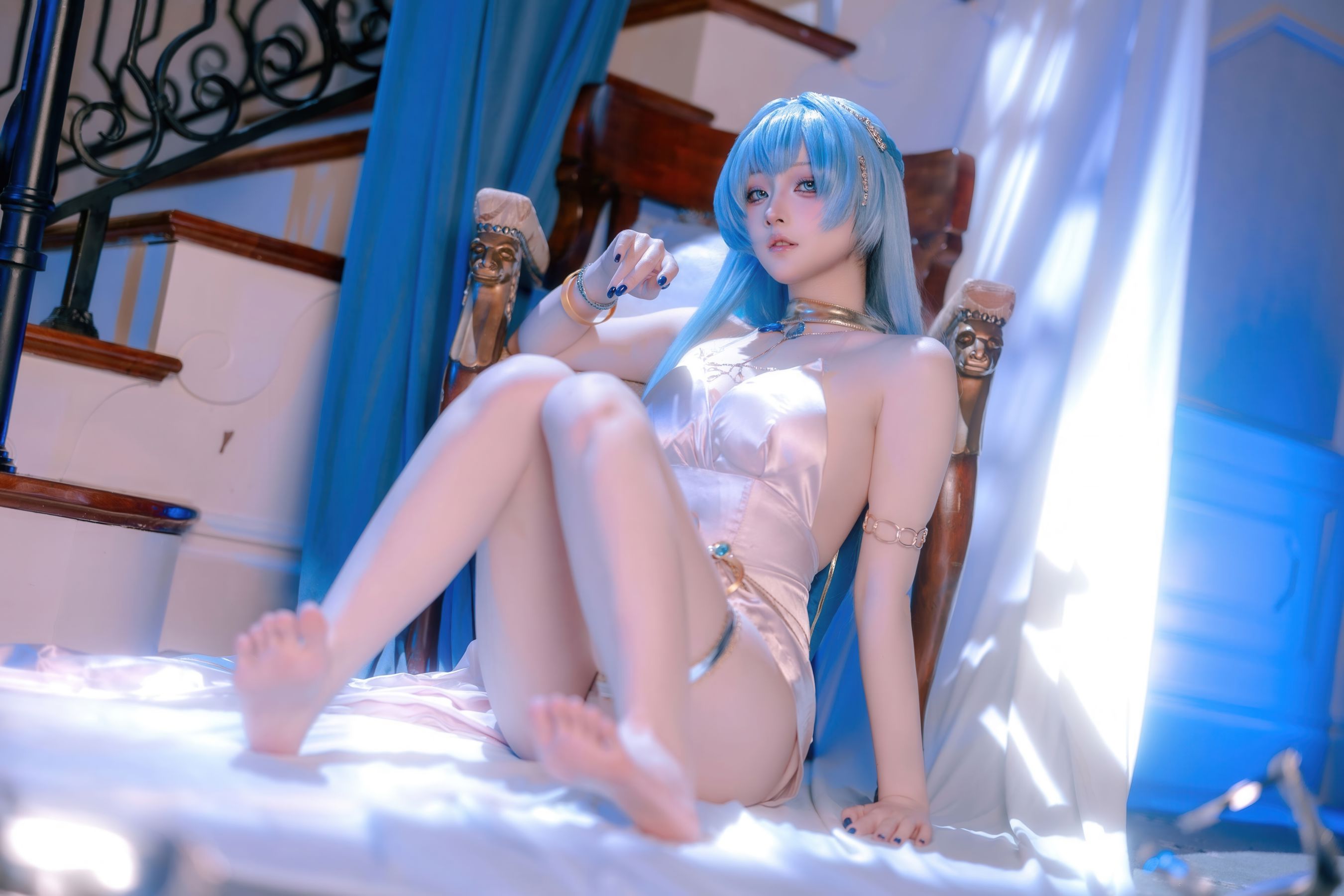 屿鱼 - 胜利女神 妮姬 海伦 礼服/(60P)