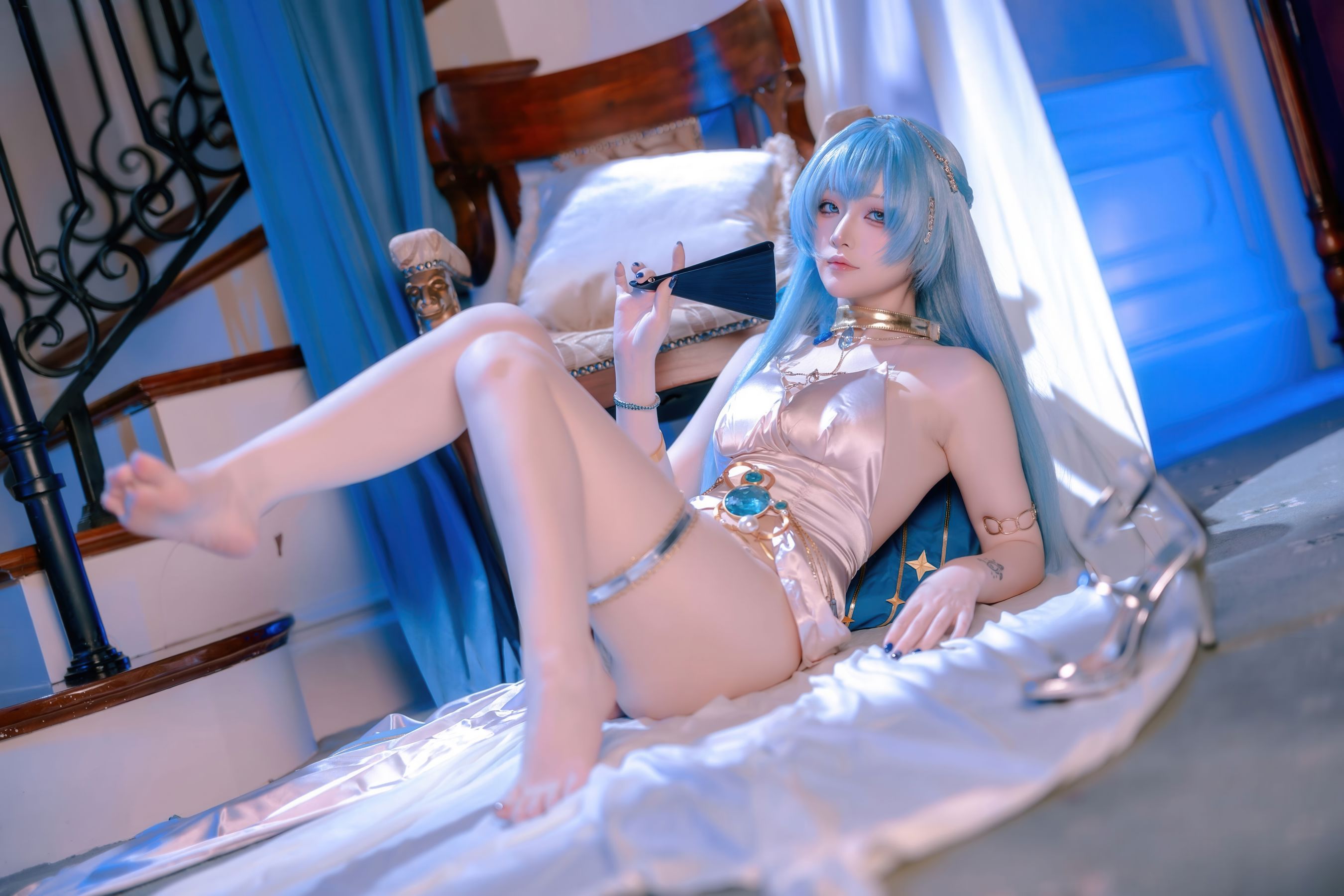 屿鱼 - 胜利女神 妮姬 海伦 礼服/(60P)