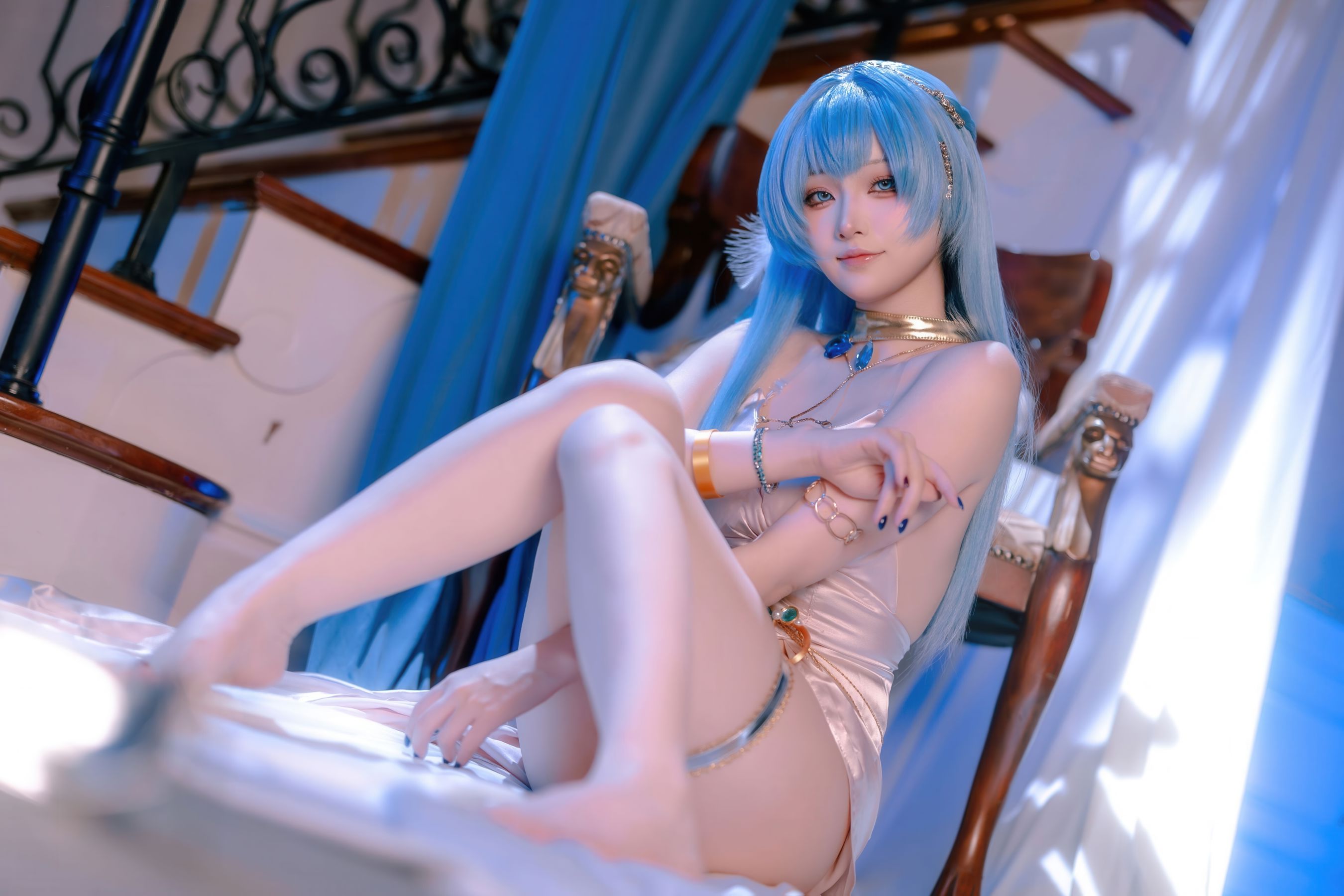 屿鱼 - 胜利女神 妮姬 海伦 礼服/(60P)