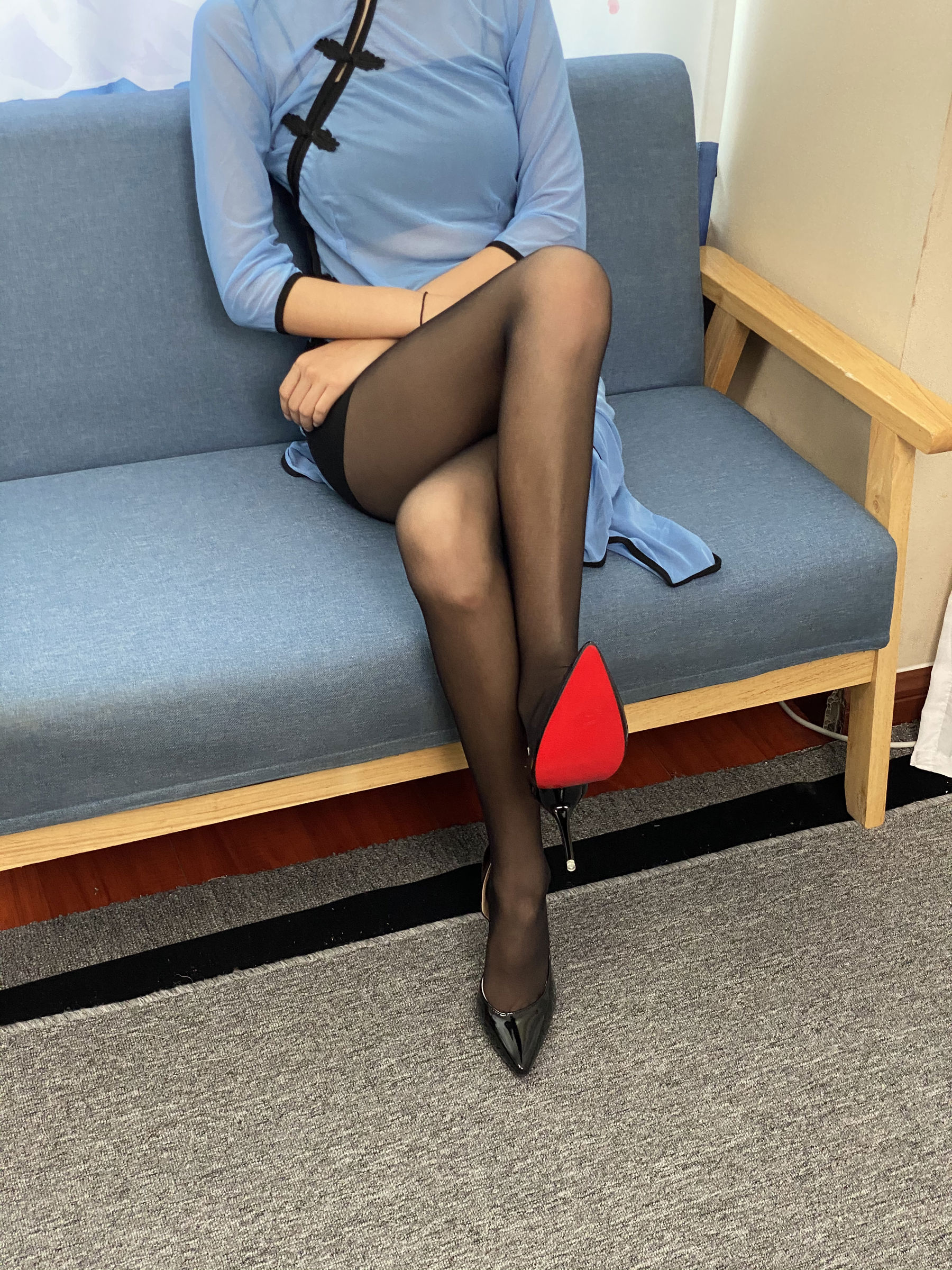 三禾摄影 No.064 薄丝旗袍 黑丝 高跟/(245P)