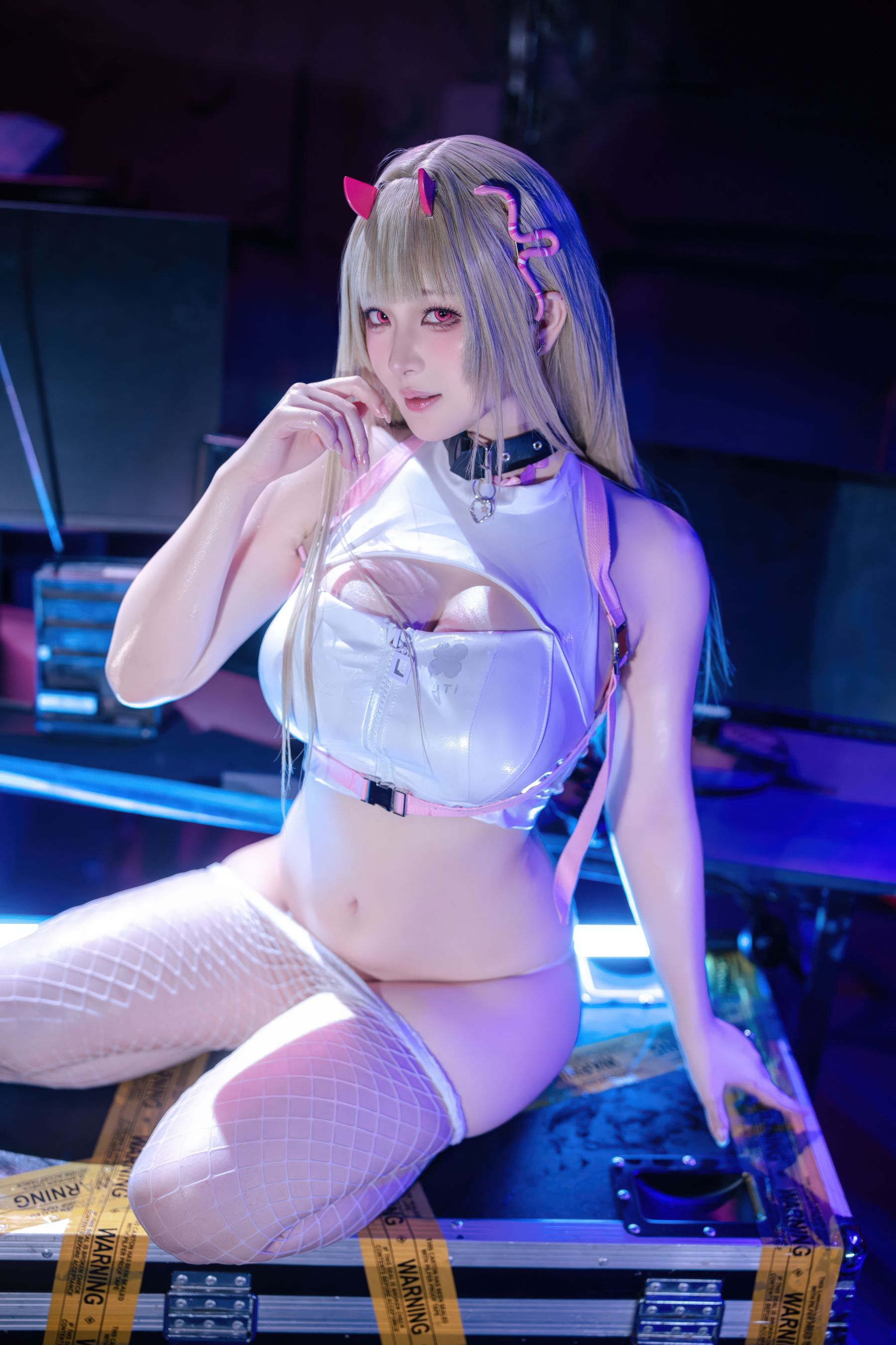 屿鱼 - 胜利女神 妮姬 毒蛇/(86P)