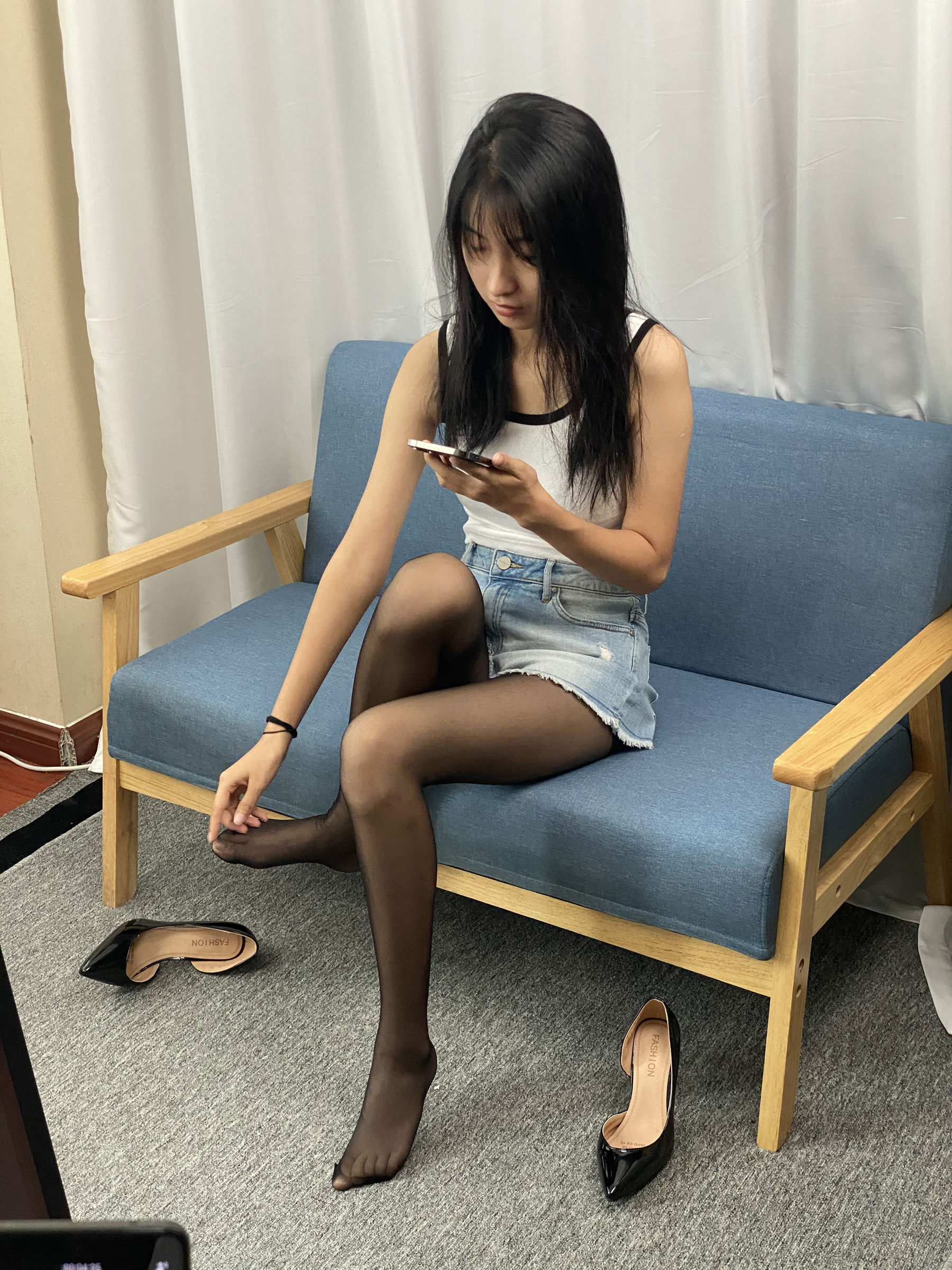 三禾摄影 No.057 黑丝 高跟 牛仔短裤/(138P)