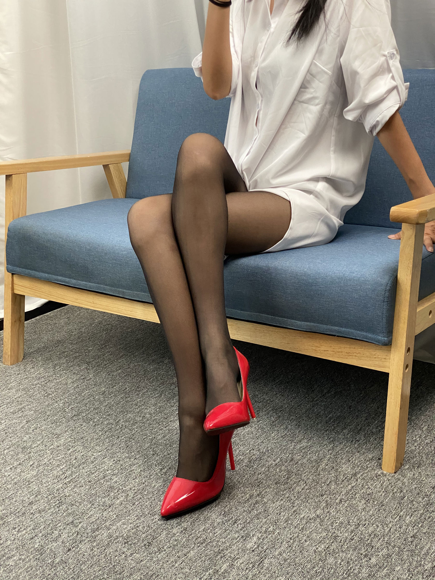 三禾摄影 No.051 白衬衣 黑丝 高跟/(128P)