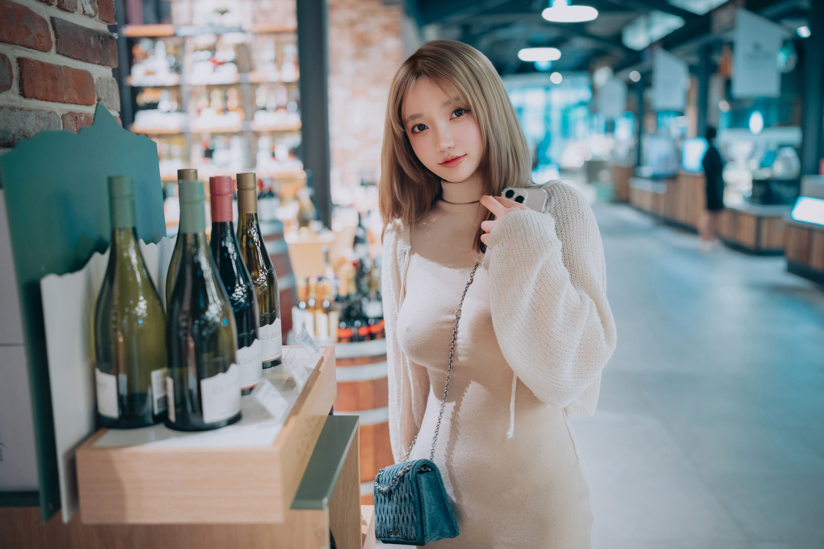 [DJAWA] Son Ye Eun - Happy Solo Birthday/(132P)