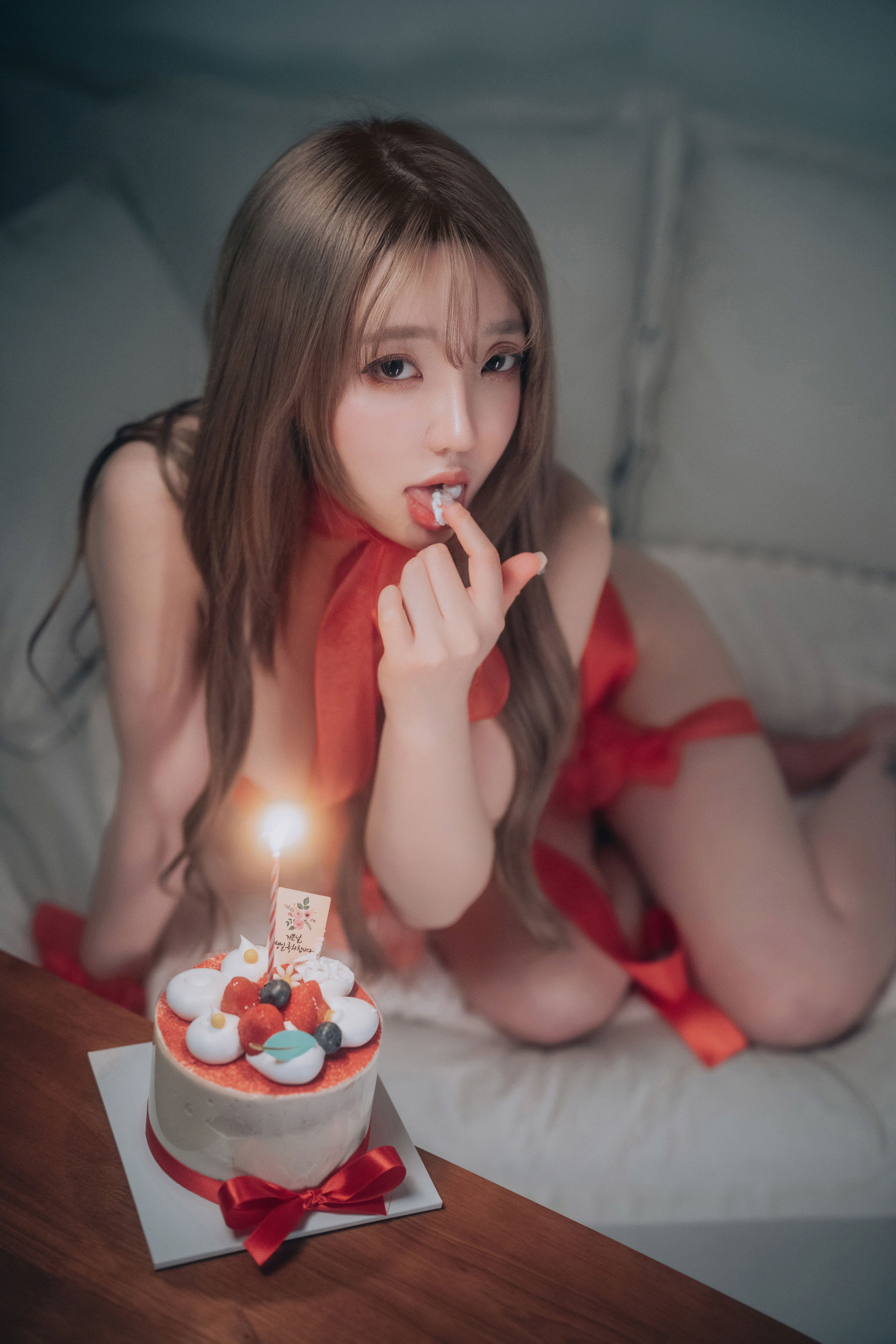 [DJAWA] Son Ye Eun - Happy Solo Birthday/(132P)