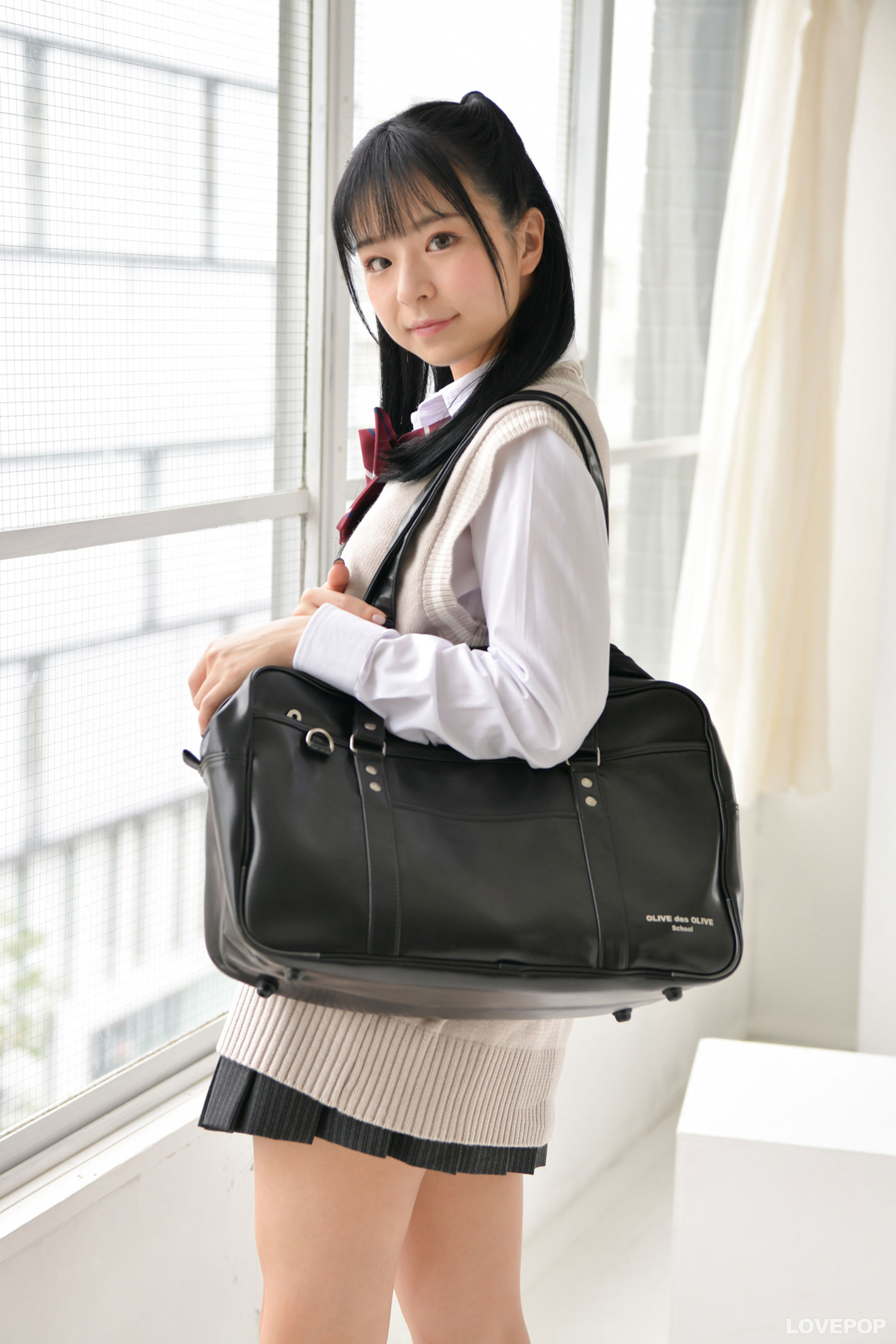 [LOVEPOP] Azumi Uta 茜紬うた Photoset 01/(83P)