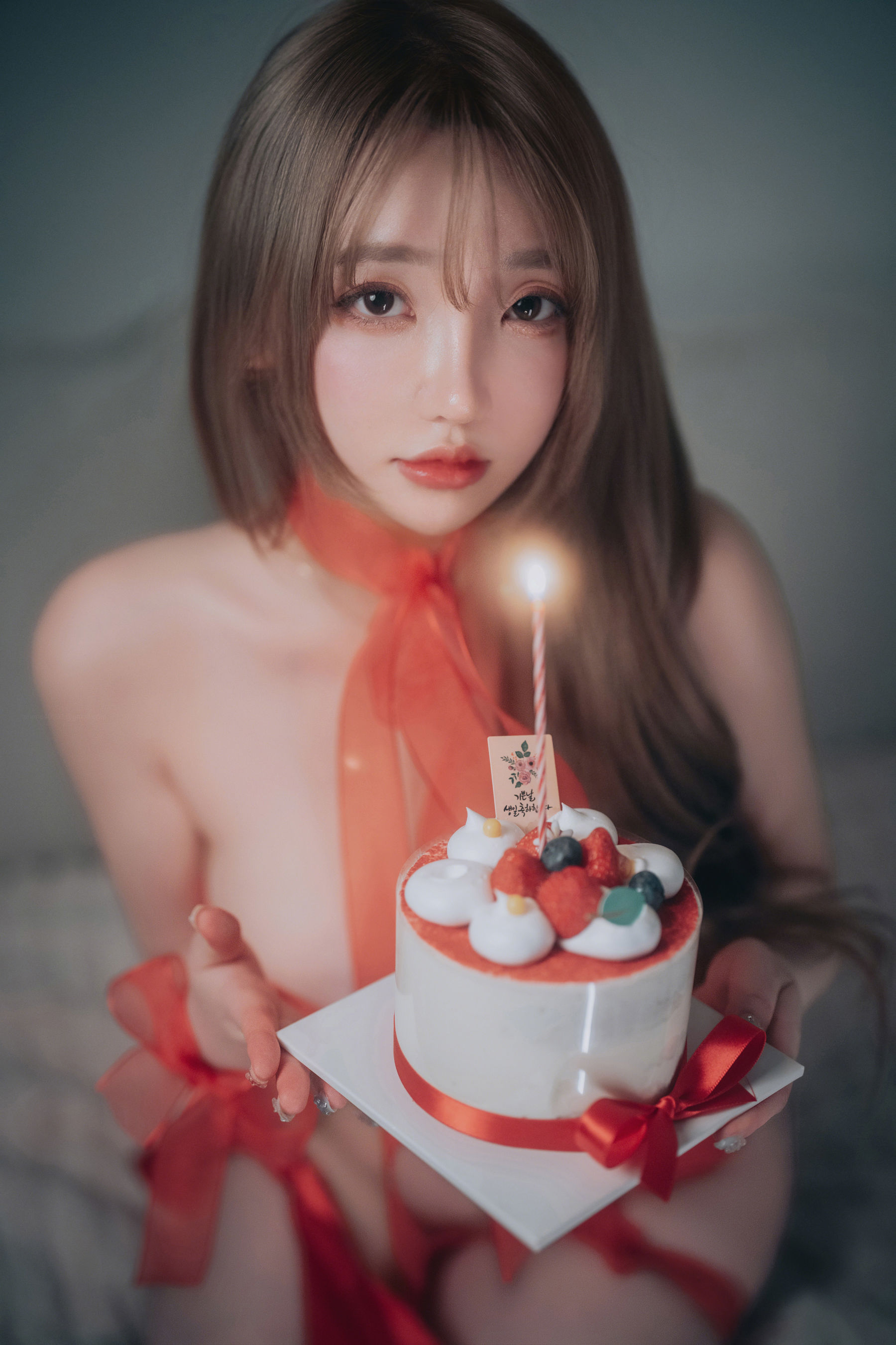 [DJAWA] Son Ye Eun - Happy Solo Birthday/(132P)