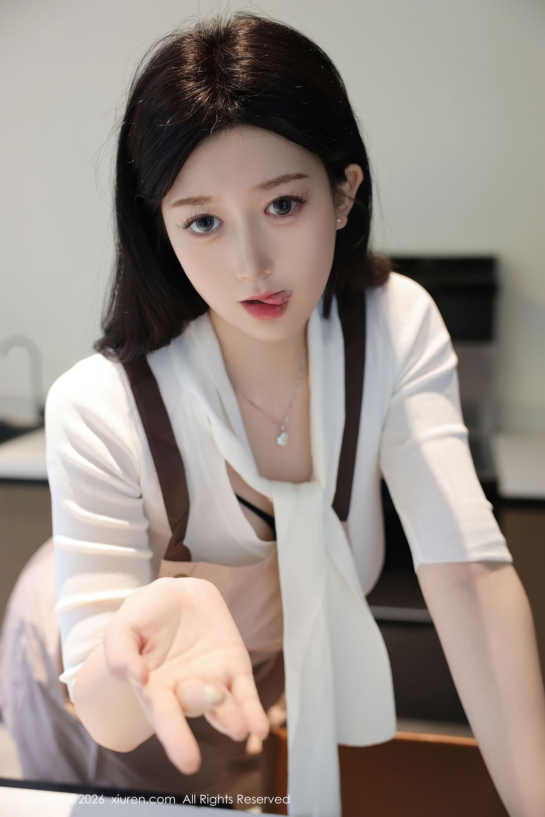 [秀人XiuRen] 2026.01.08 No.11207 奶思兔/(80P)
