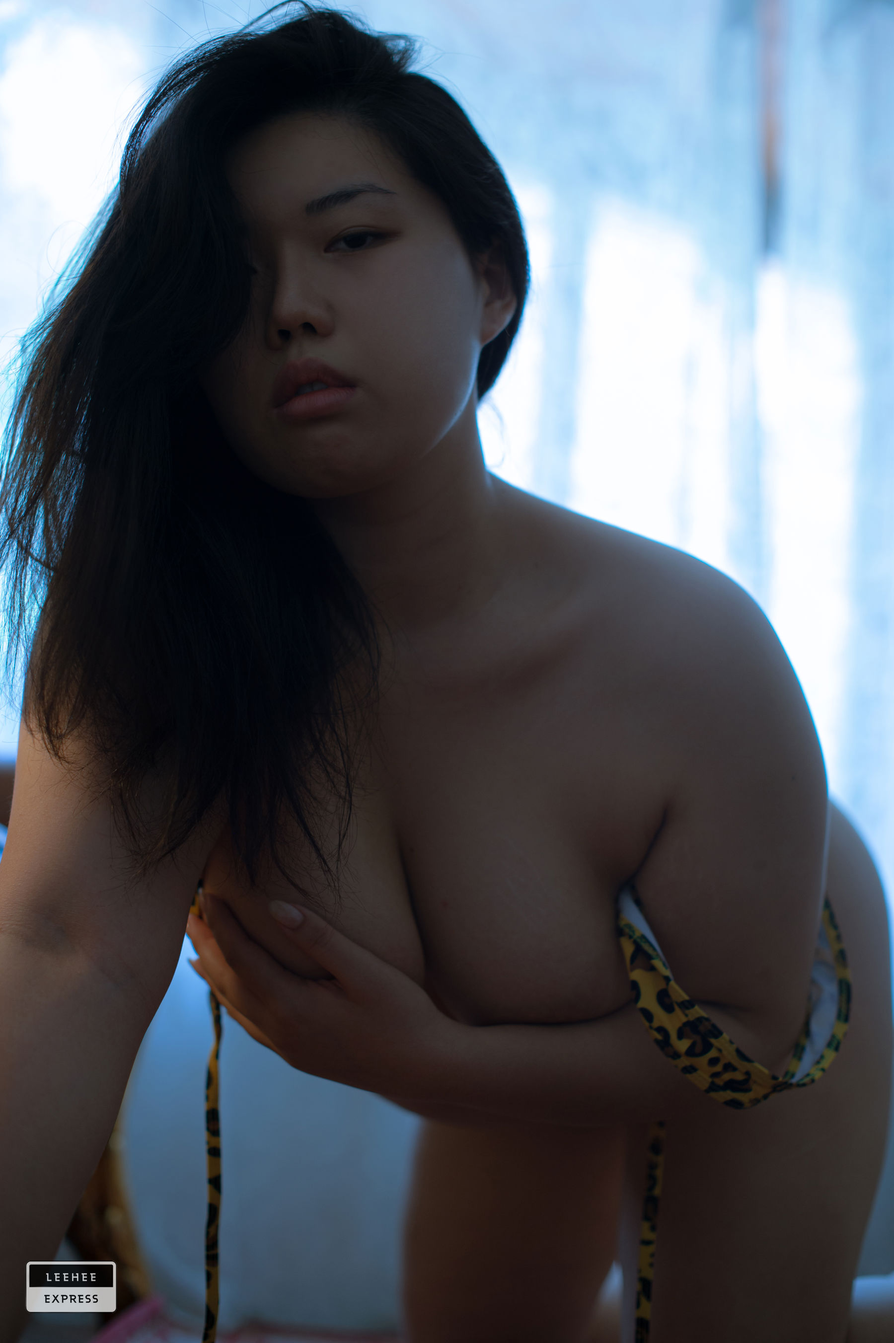 [LEEHEE EXPRESS] LEBE-024 - H.I/(53P)