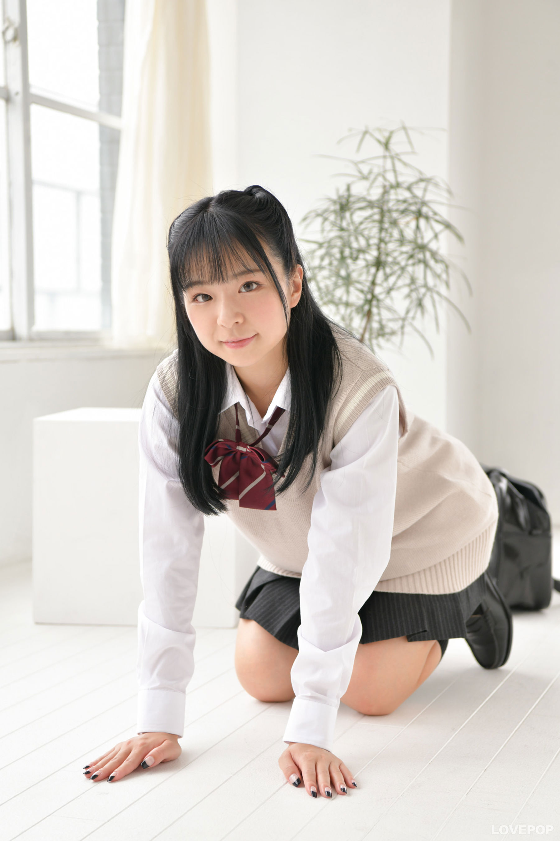 [LOVEPOP] Azumi Uta 茜紬うた Photoset 01/(83P)