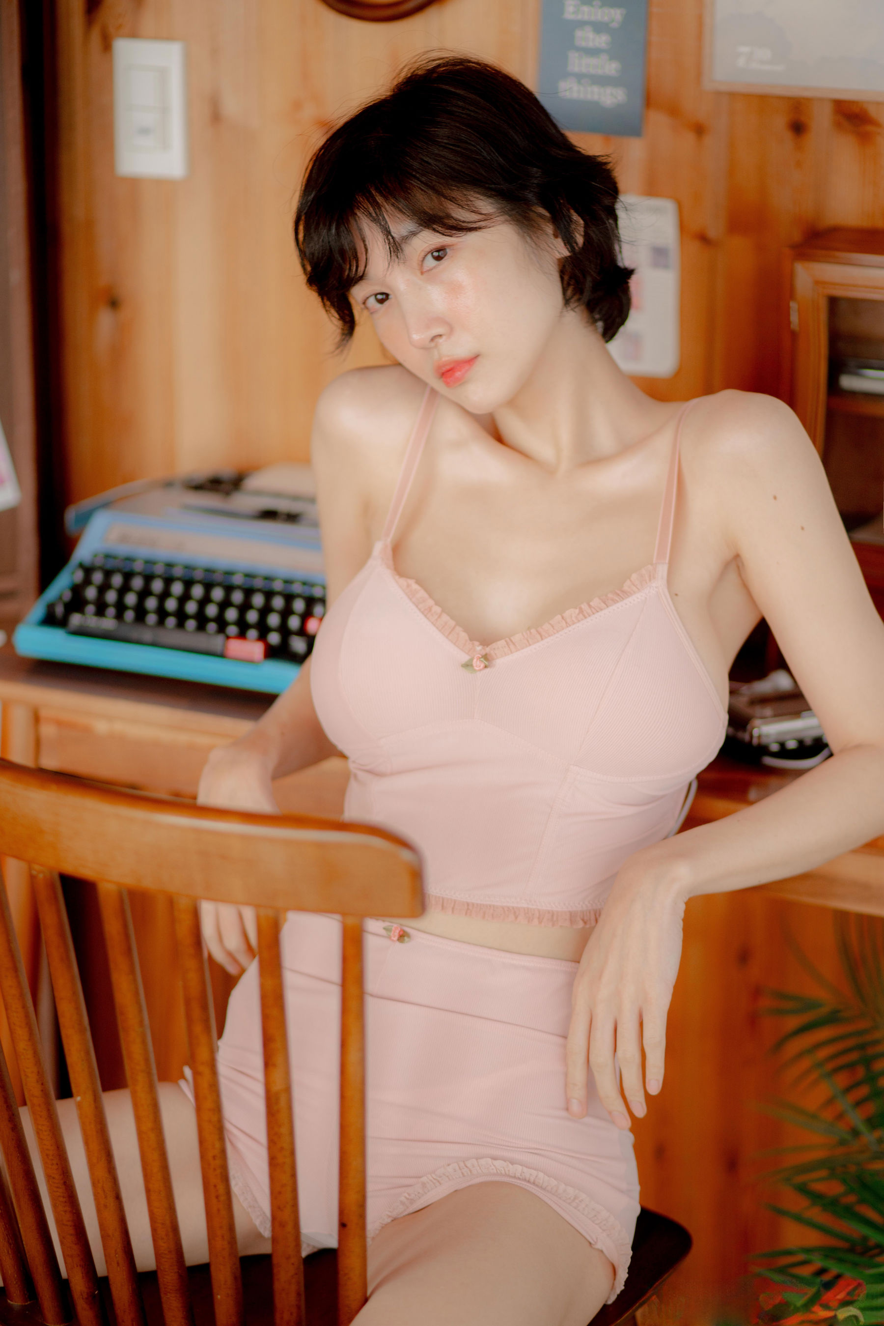 [Patreon] 韩国妹子 Leezy 2025年05月/(108P)