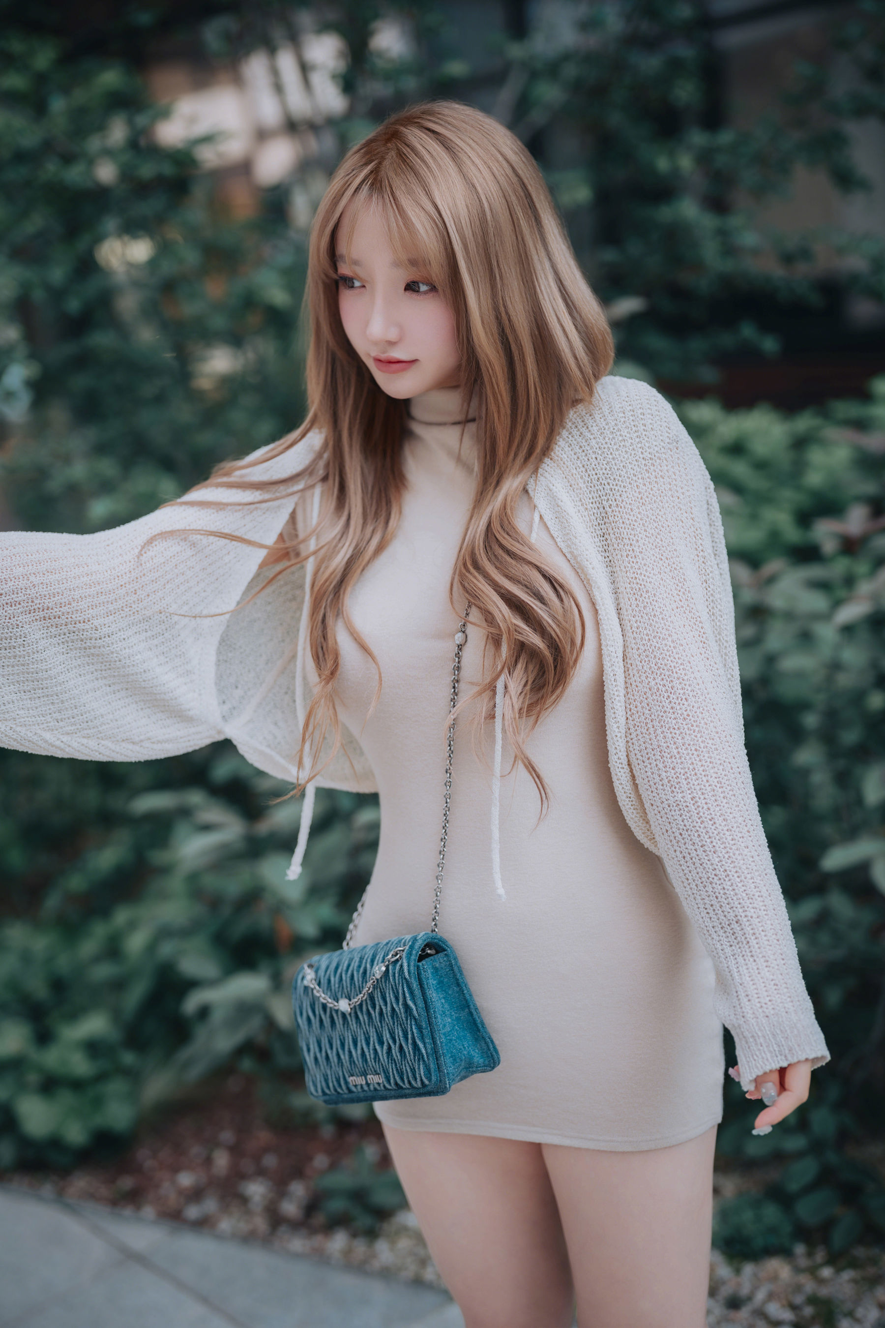 [DJAWA] Son Ye Eun - Happy Solo Birthday/(132P)