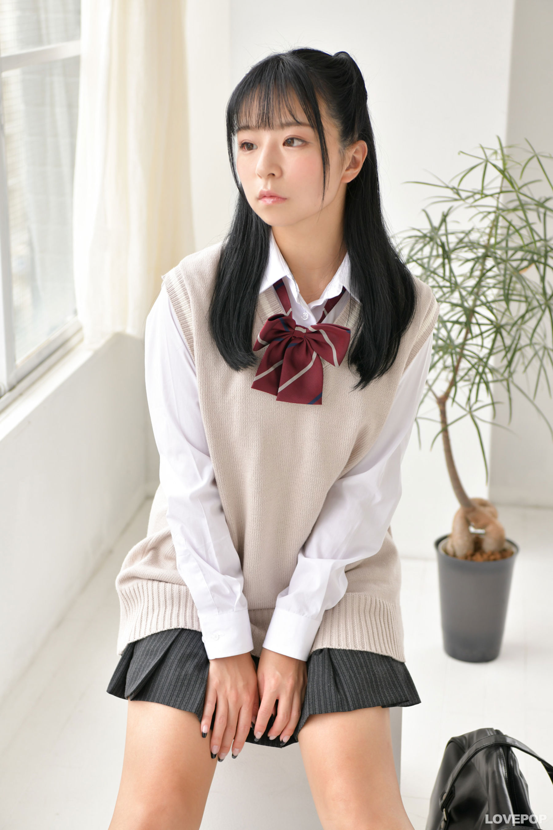 [LOVEPOP] Azumi Uta 茜紬うた Photoset 01/(83P)