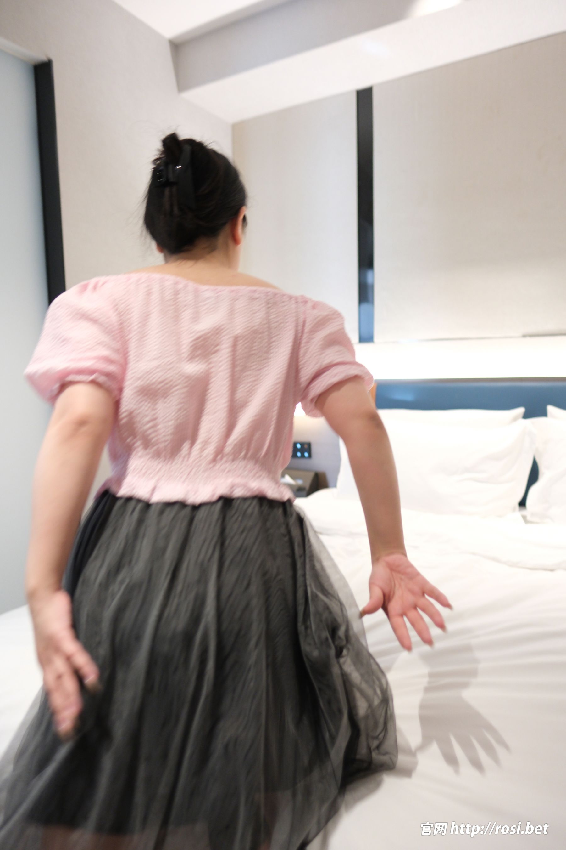 [ROSI写真] 2026.03.31 NO.5230/(84P)