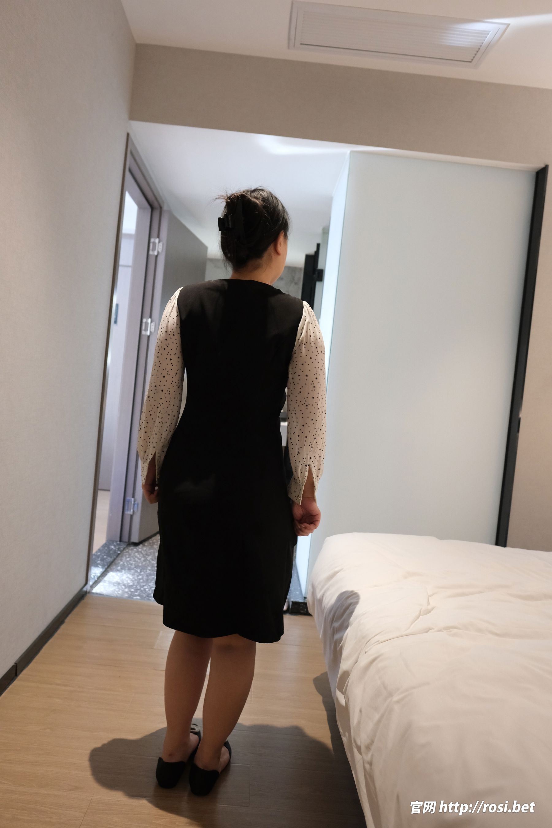 [ROSI写真] 2026.03.09 NO.5208/(69P)
