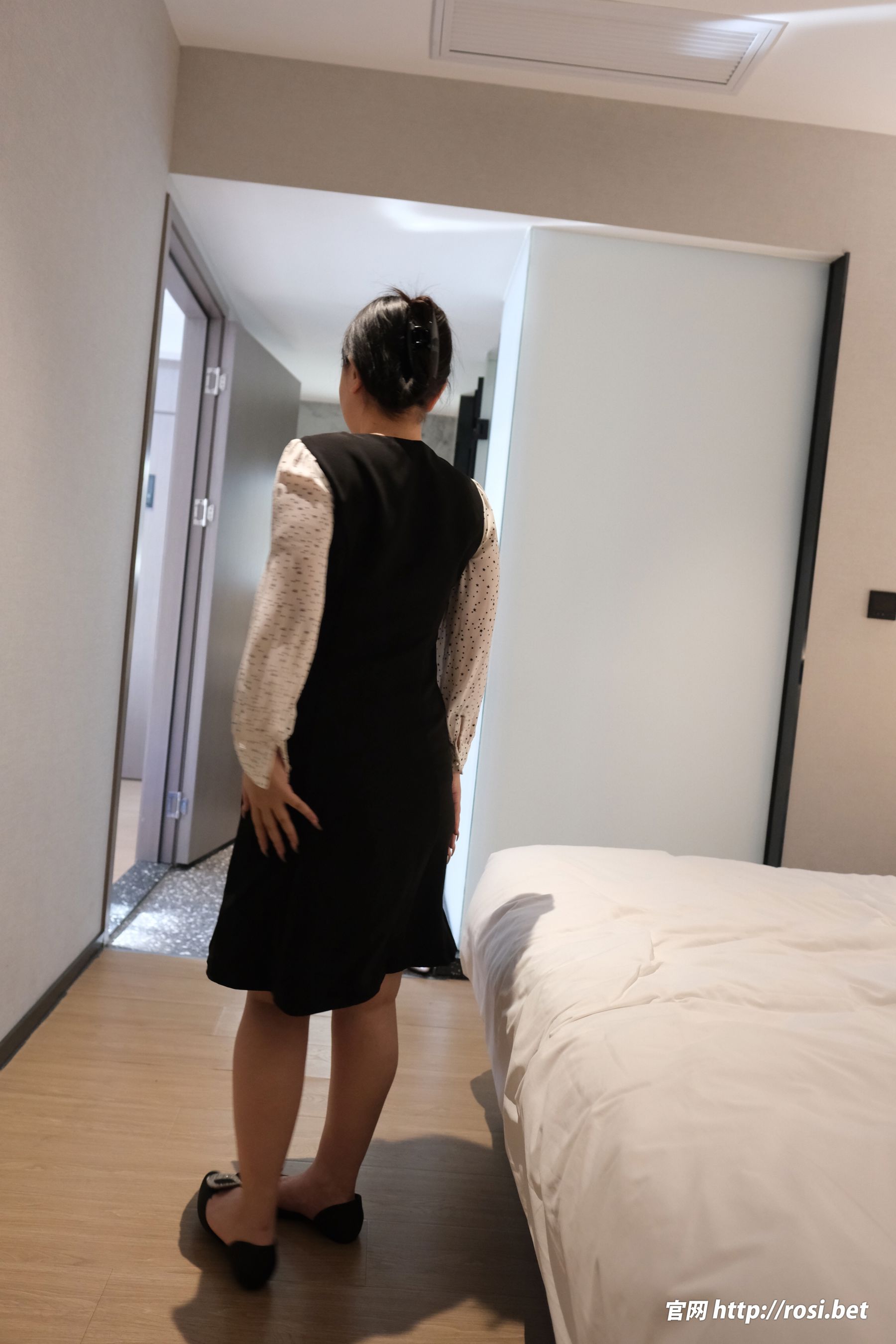 [ROSI写真] 2026.03.09 NO.5208/(69P)