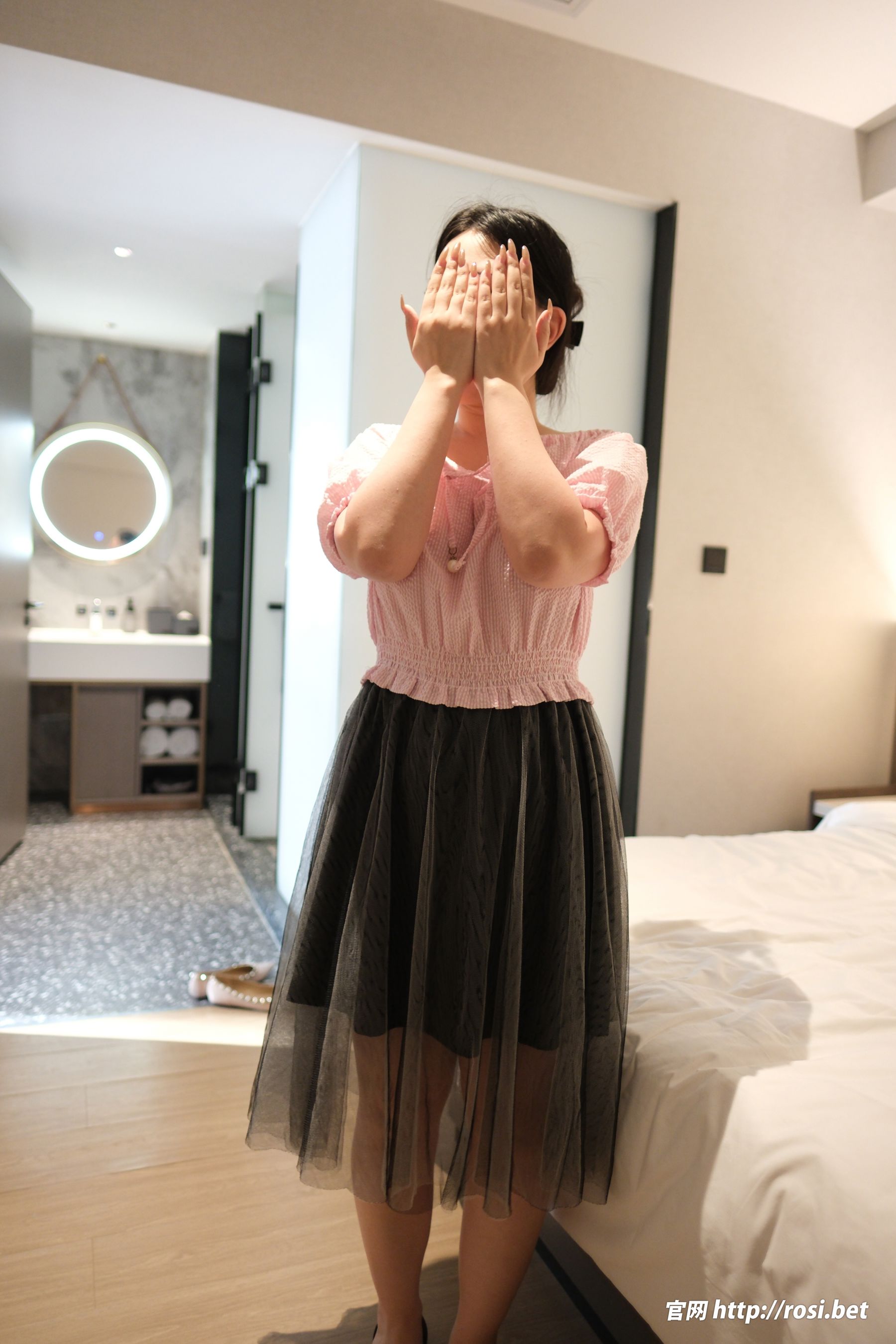 [ROSI写真] 2026.03.31 NO.5230/(84P)
