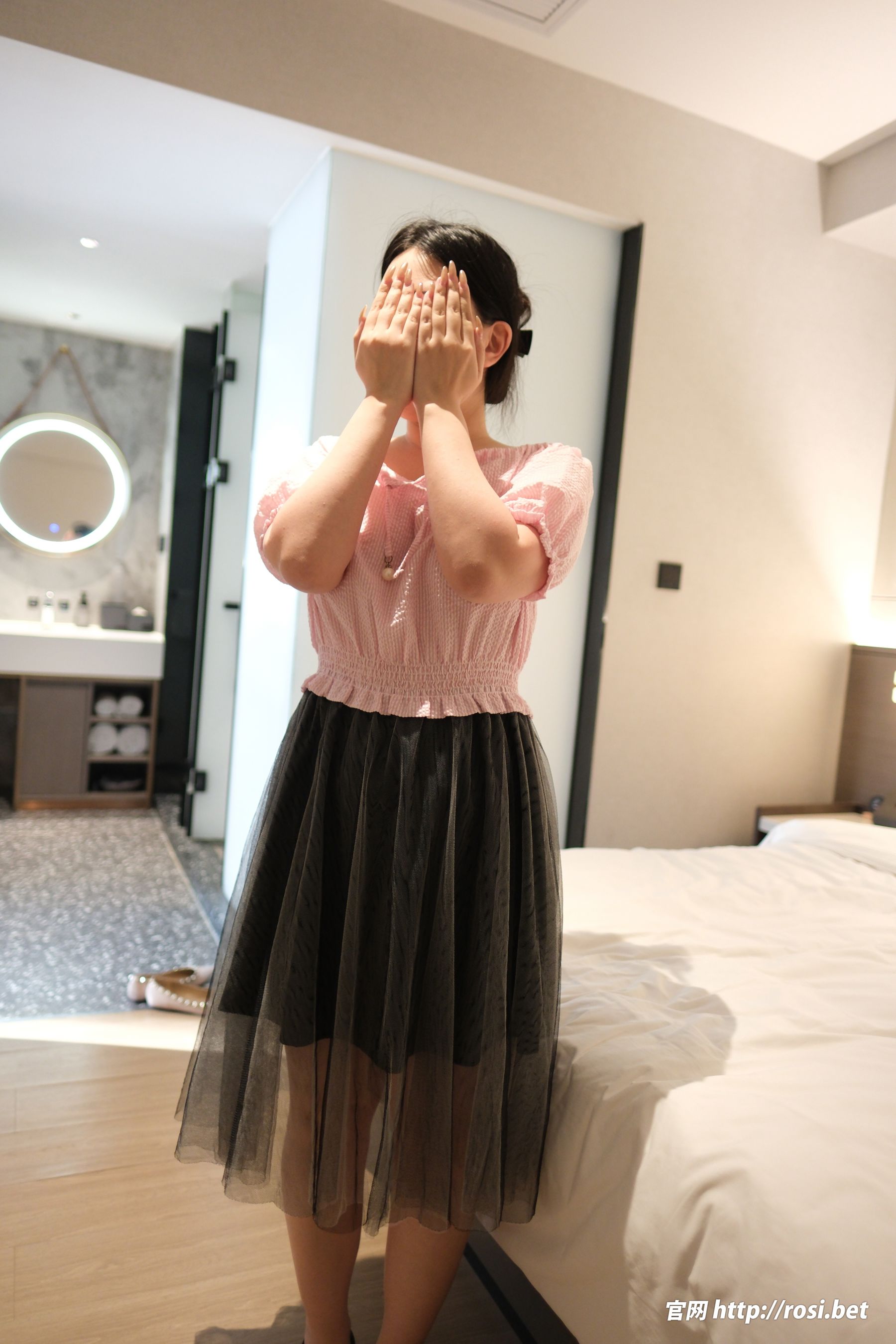 [ROSI写真] 2026.03.31 NO.5230/(84P)