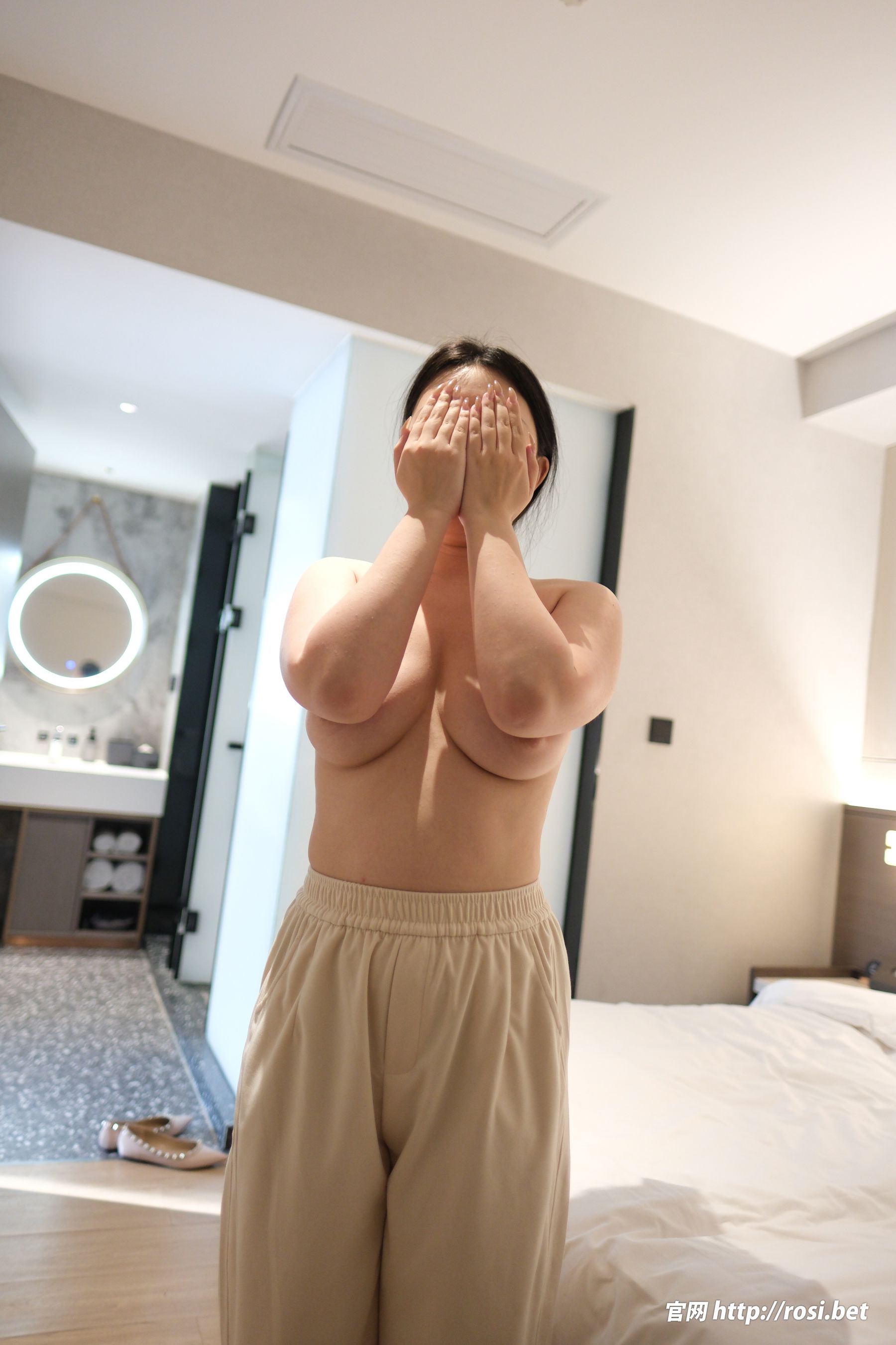 [ROSI写真] 2026.03.24 NO.5223/(84P)
