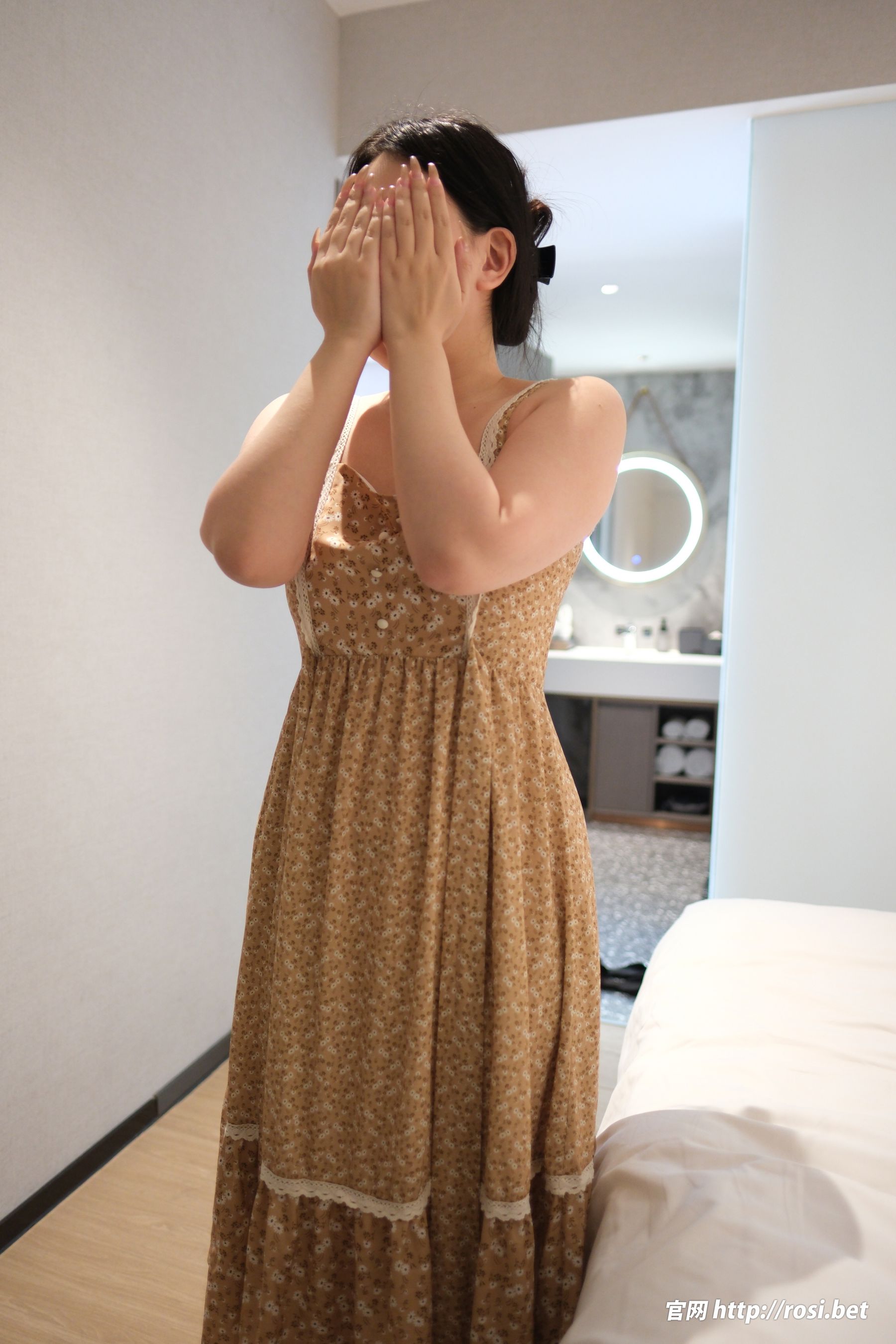 [ROSI写真] 2026.03.21 NO.5220/(44P)