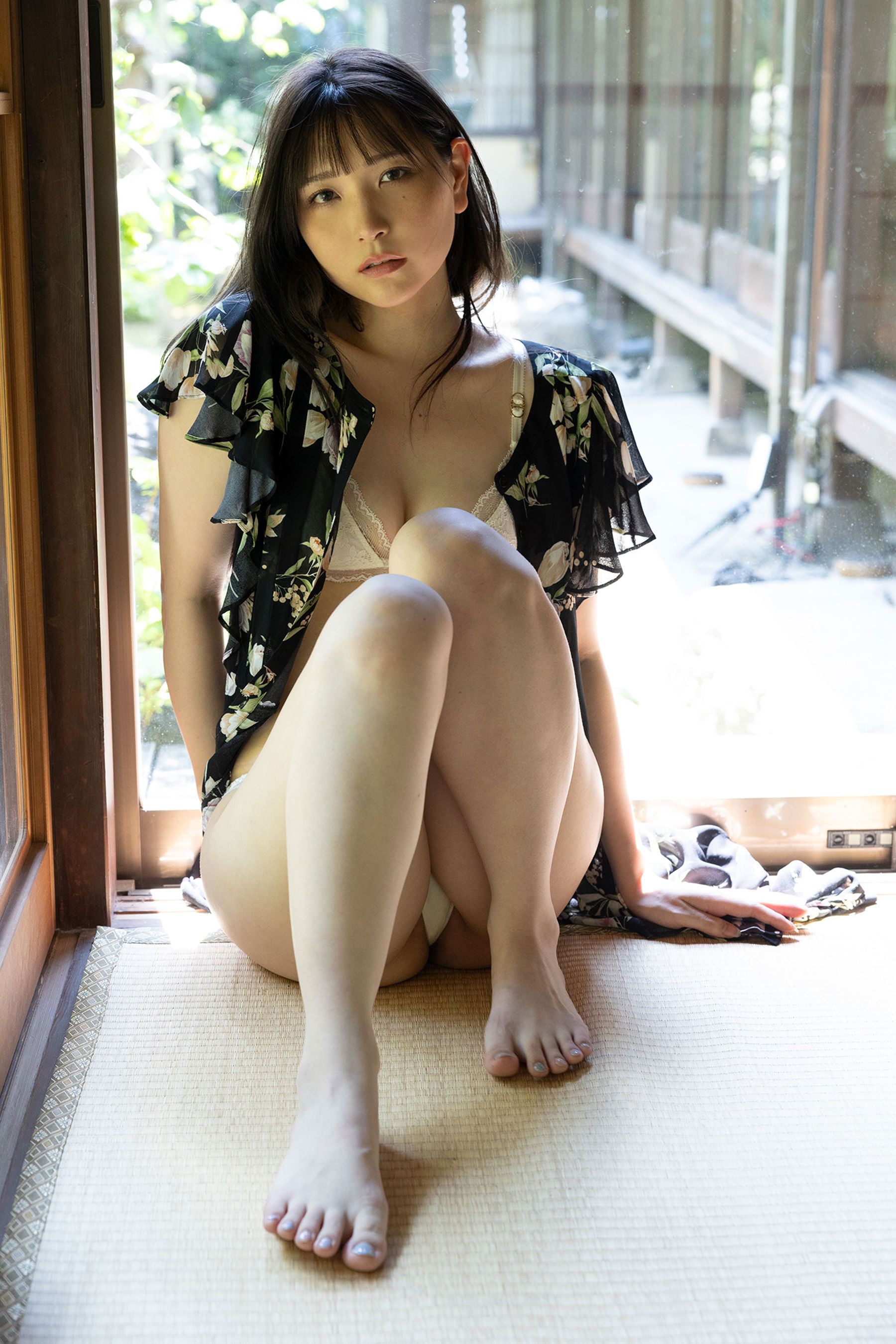 あまつまりな - 湿った夏の艶めき/(97P)