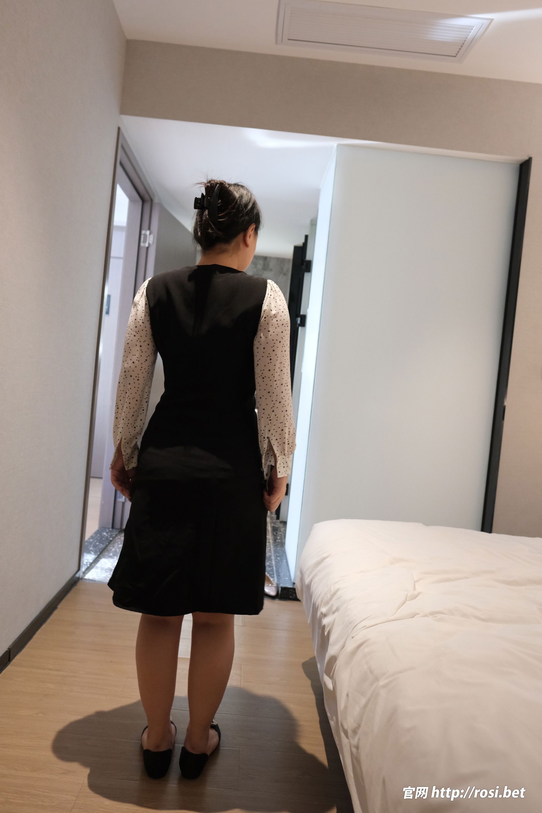 [ROSI写真] 2026.03.09 NO.5208/(69P)