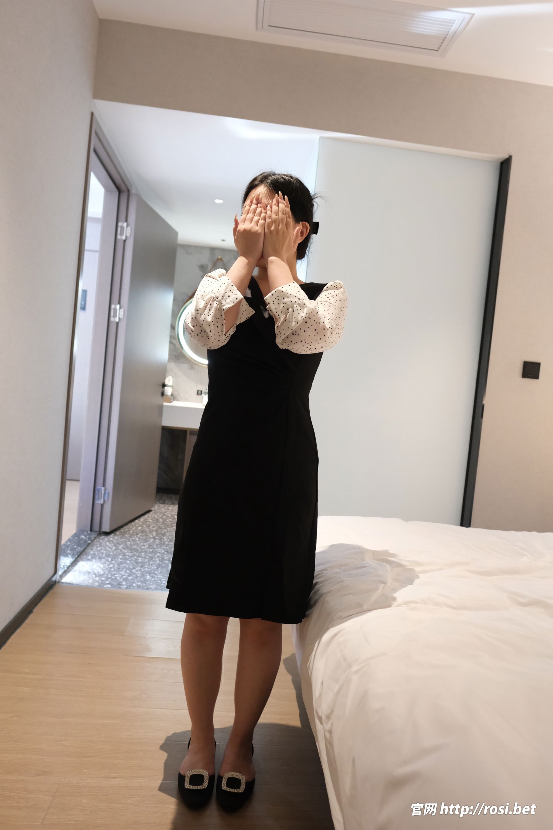 [ROSI写真] 2026.03.09 NO.5208/(69P)